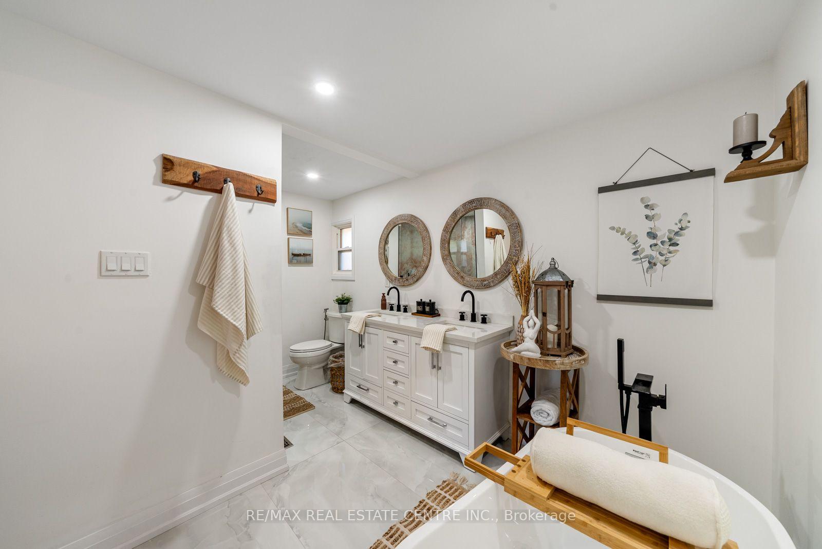 Photo 37 of 1 Cedar Drive, Caledon, Rural Caledon — HOMEH