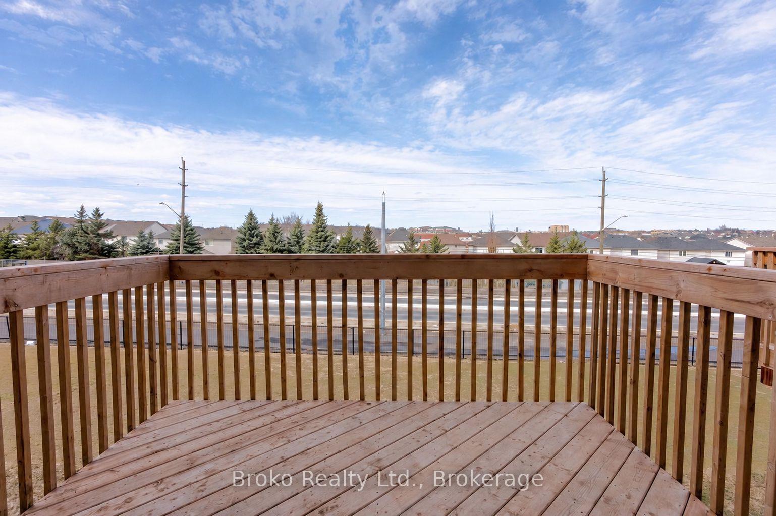 Photo 13 of 39 Histand Trail, Kitchener, Westmount - Kitchener — HOMEH
