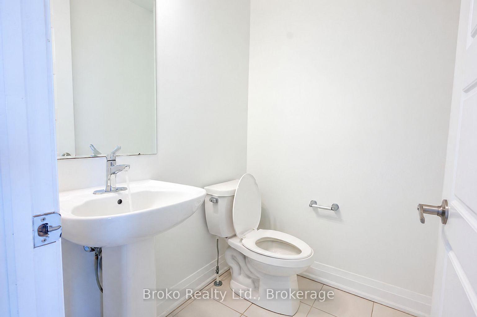Photo 14 of 39 Histand Trail, Kitchener, Westmount - Kitchener — HOMEH