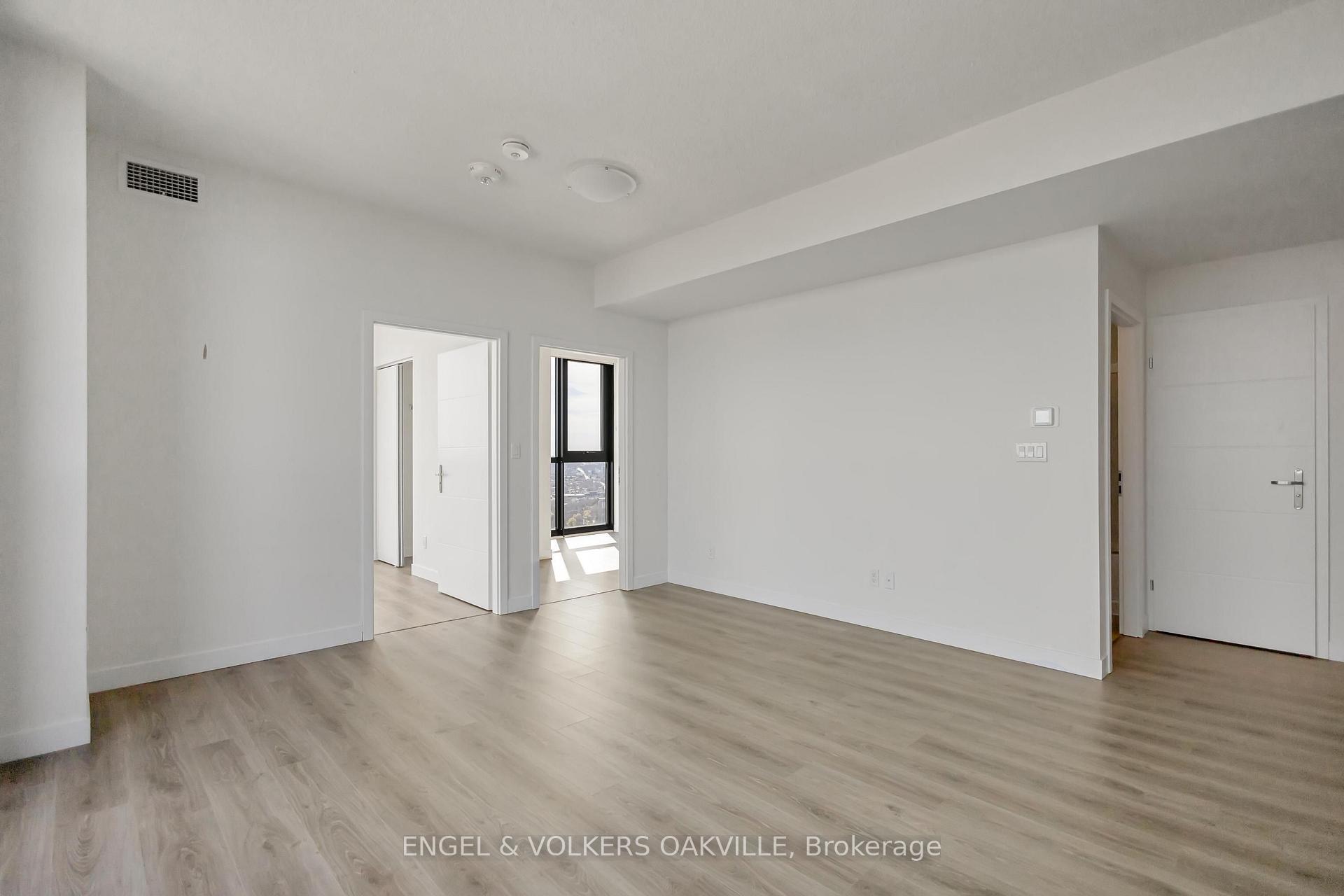 Photo 10 of Unit 3914, 60 Frederick Street, Kitchener, Civic Centre — HOMEH