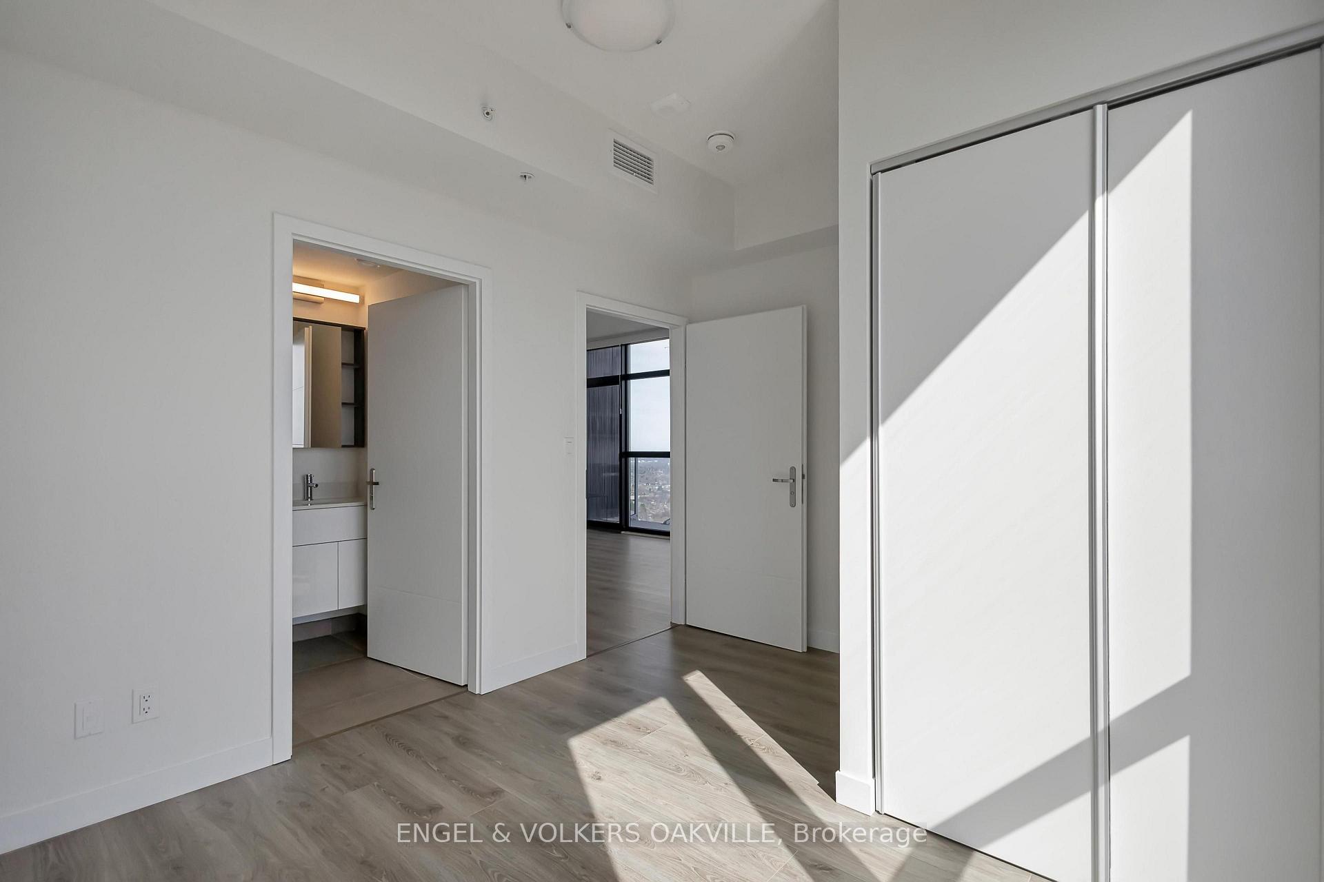 Photo 15 of Unit 3914, 60 Frederick Street, Kitchener, Civic Centre — HOMEH
