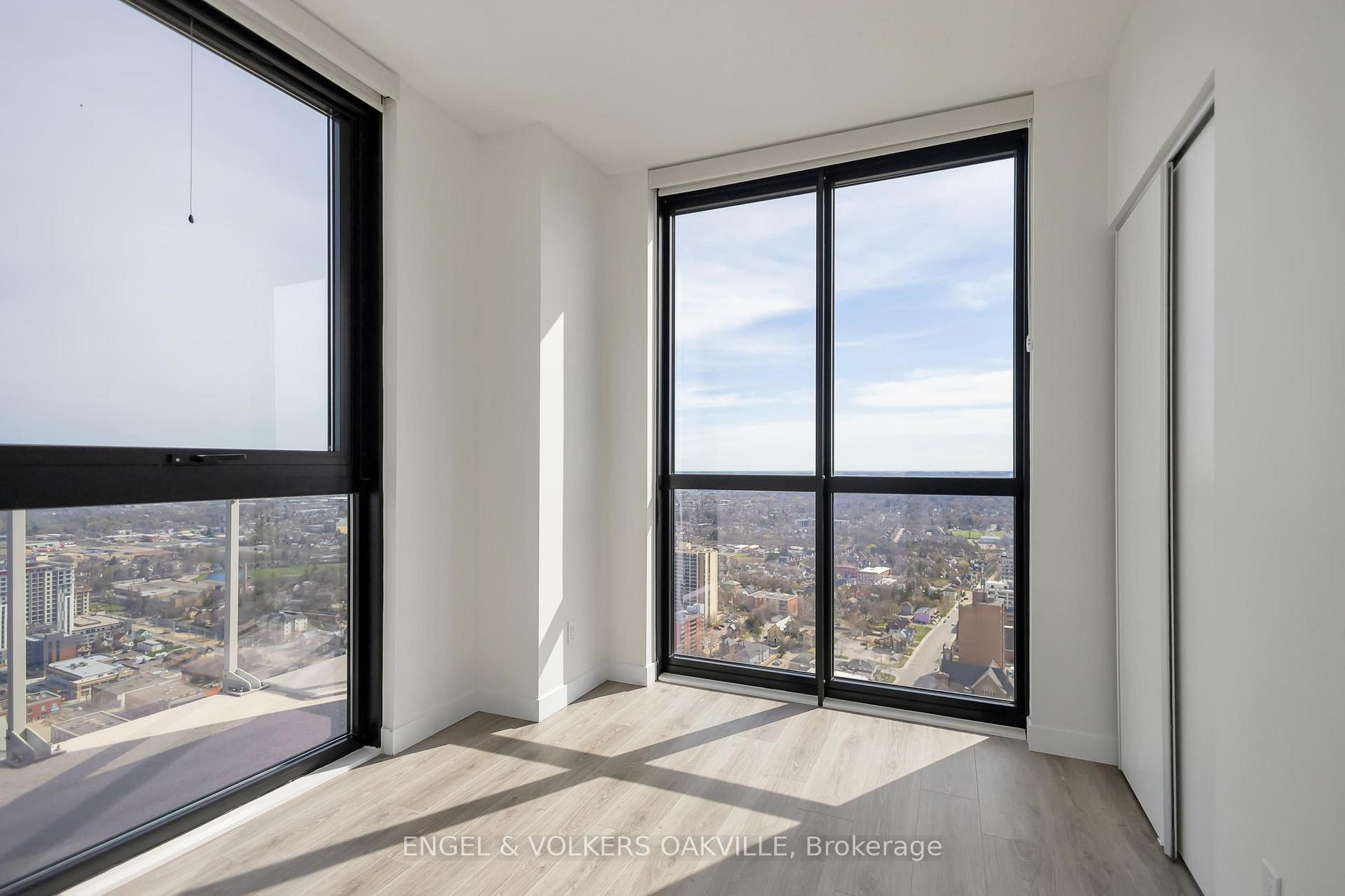 Photo 17 of Unit 3914, 60 Frederick Street, Kitchener, Civic Centre — HOMEH