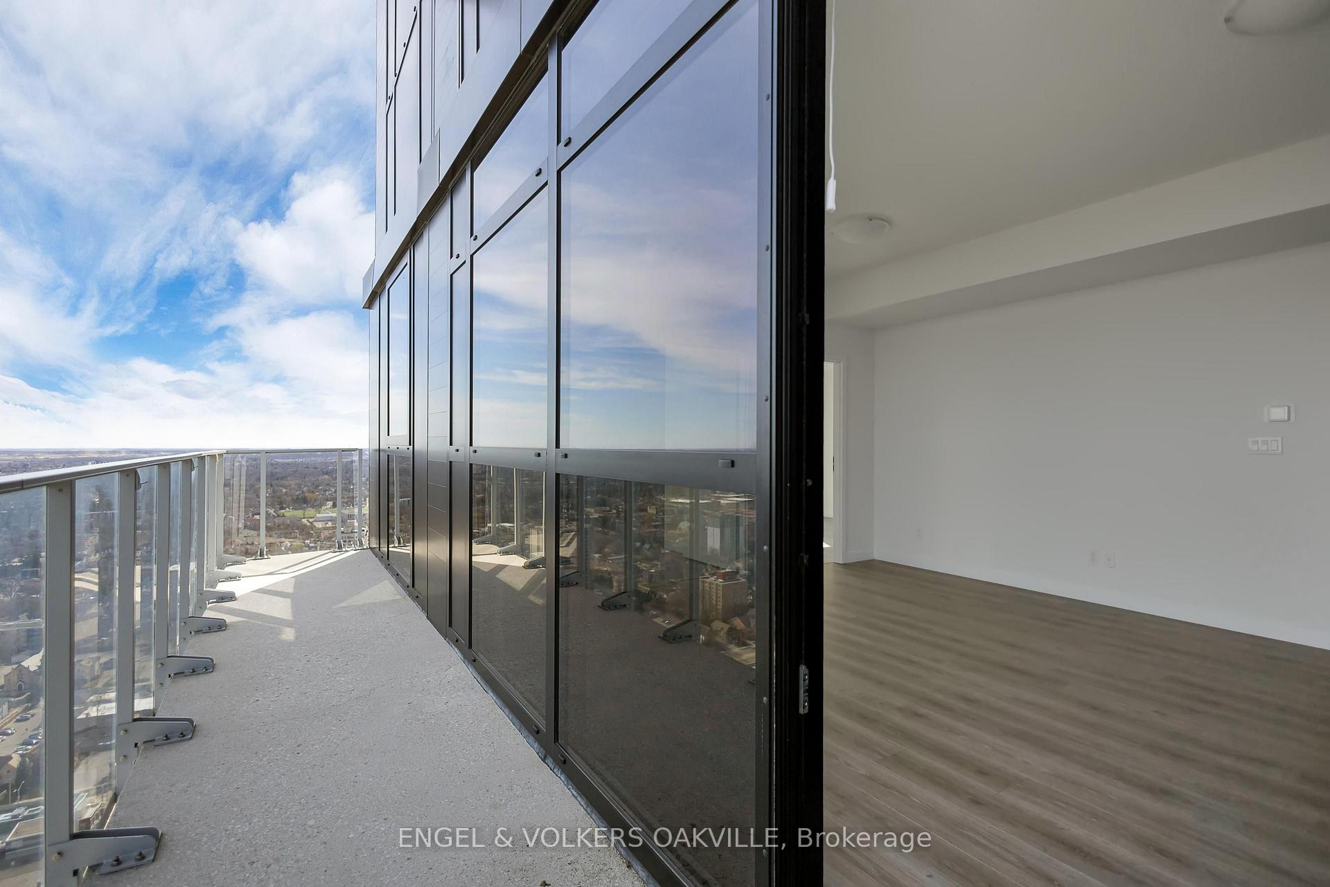 Photo 18 of Unit 3914, 60 Frederick Street, Kitchener, Civic Centre — HOMEH