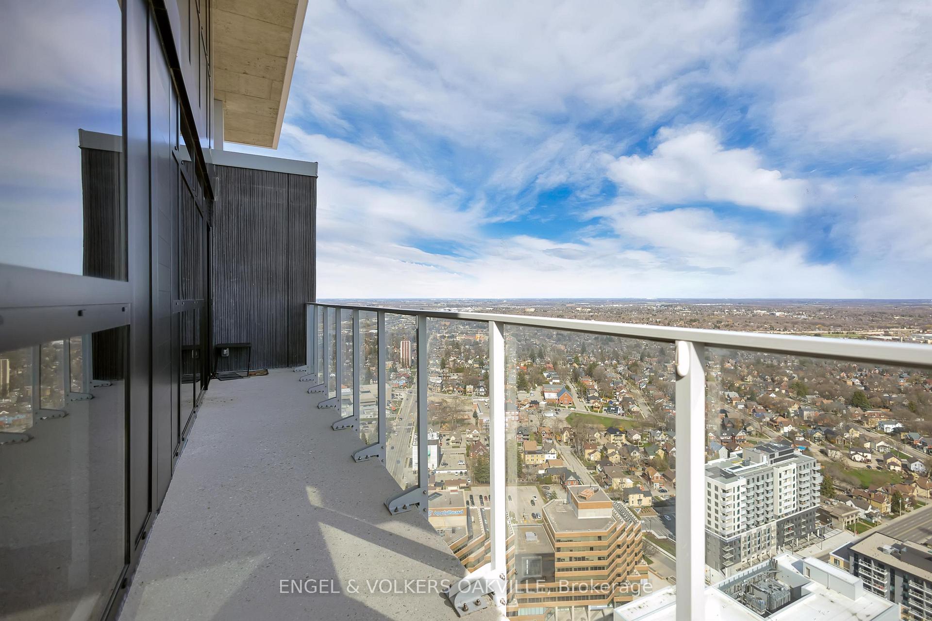 Photo 19 of Unit 3914, 60 Frederick Street, Kitchener, Civic Centre — HOMEH