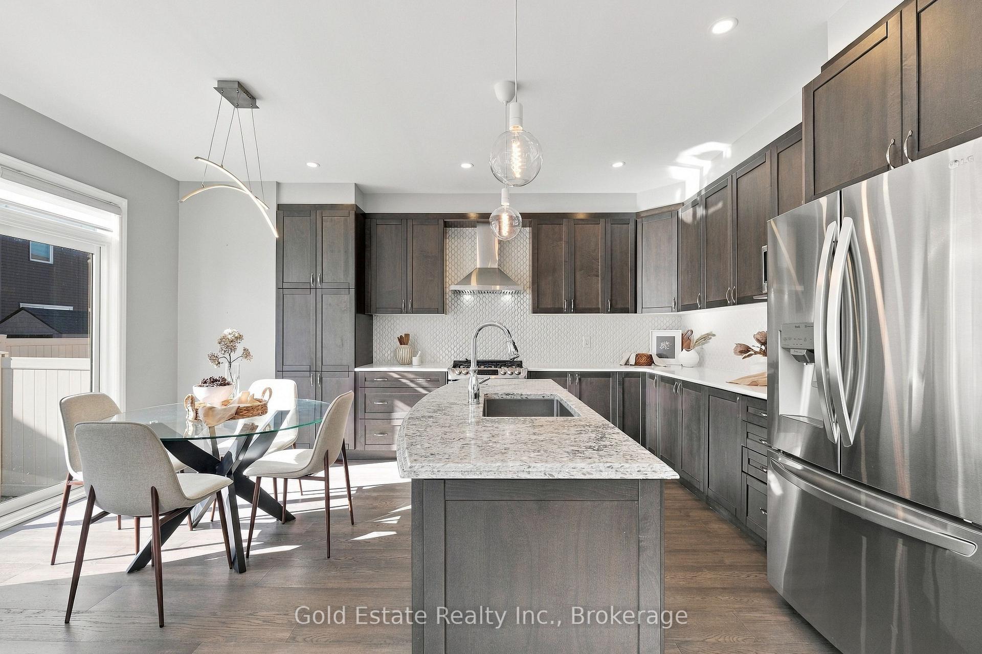 Photo 11 of 516 Alcor Terrace, Ottawa, Barrhaven - Half Moon Bay — HOMEH