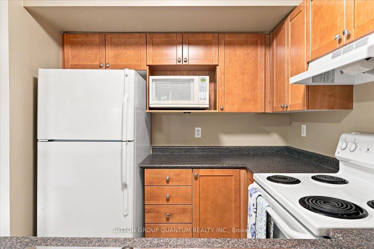 Photo 11 of Unit 104, 2035 Appleby Line, Burlington, Uptown — HOMEH