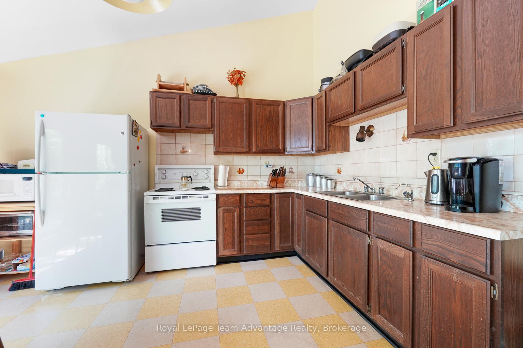 Photo 17 of 32 Christie Court, Seguin — HOMEH