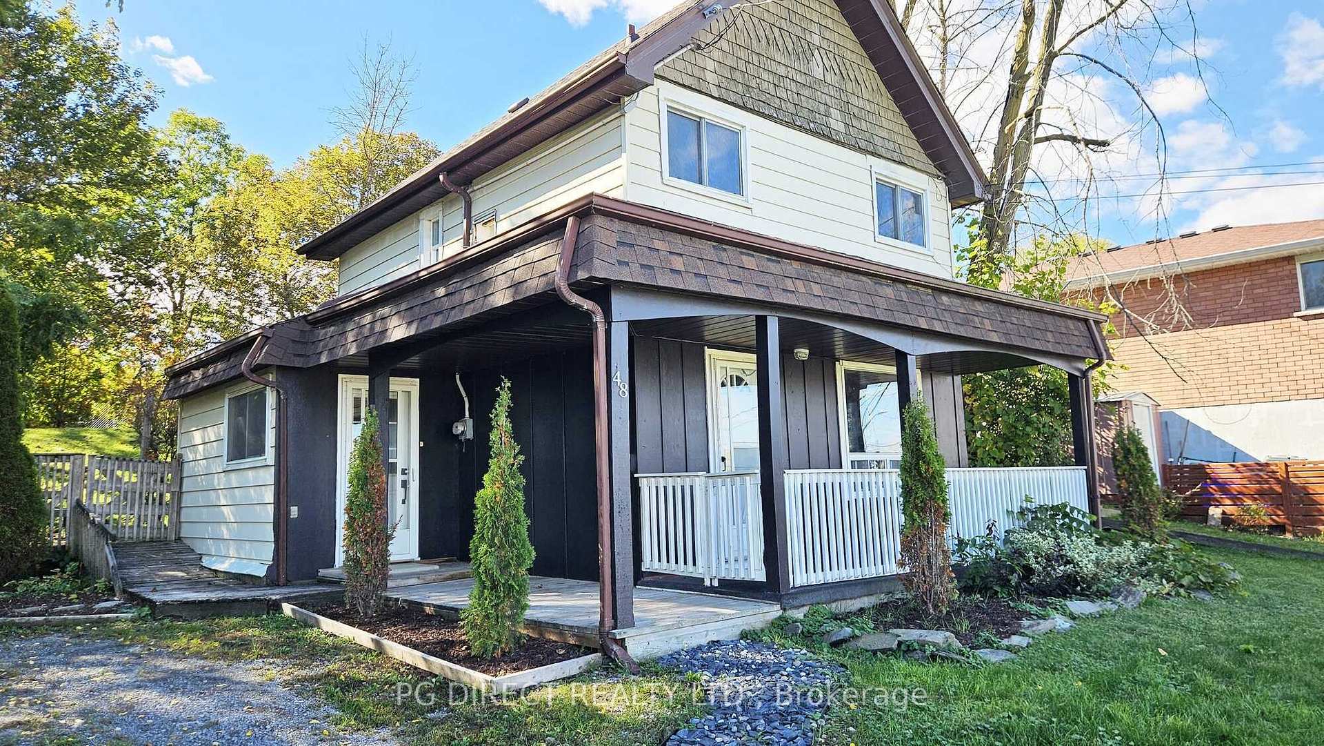 Photo 2 of 48 Wallbridge Crescent, Belleville, Belleville Ward — HOMEH