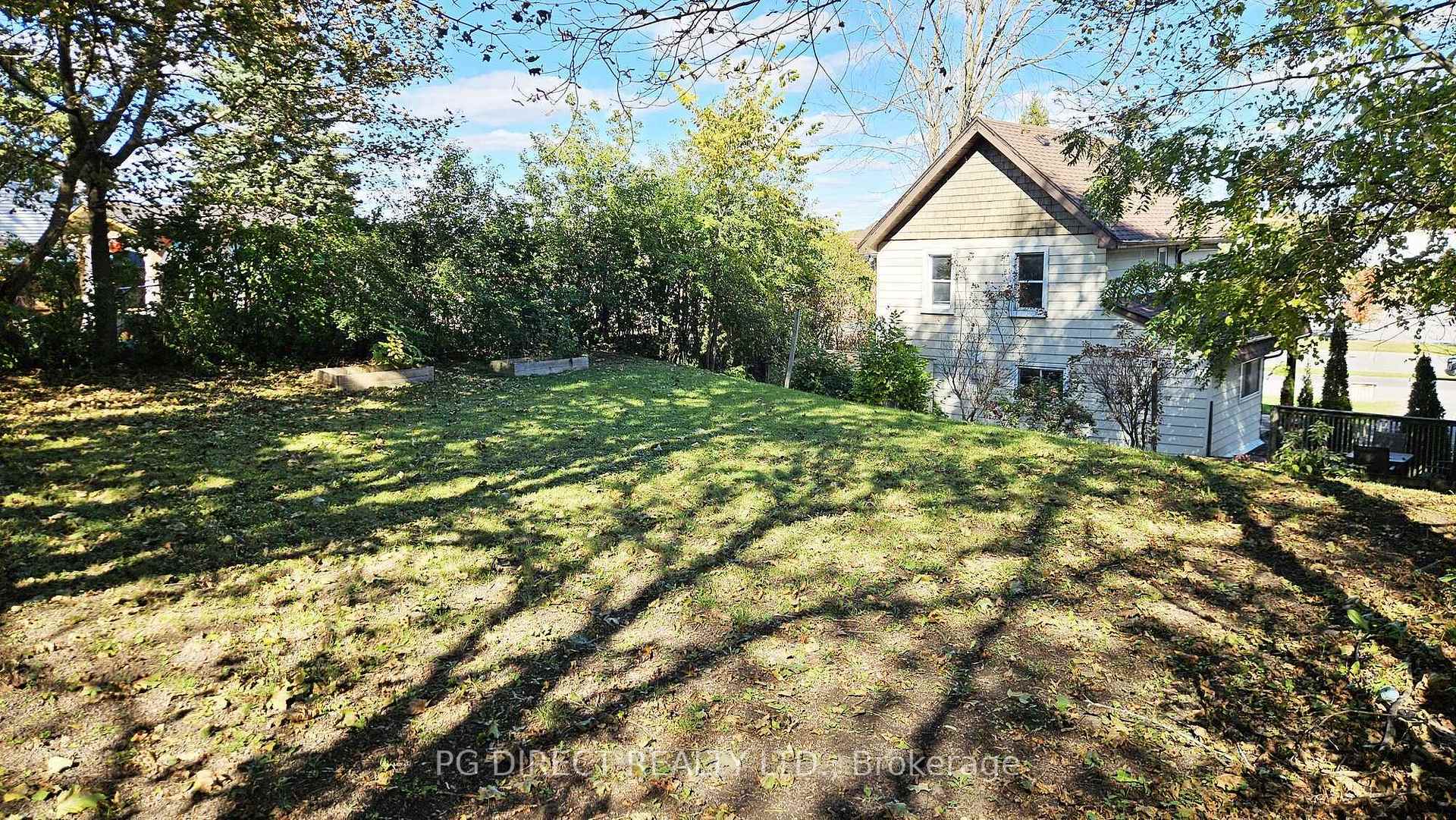 Photo 19 of 48 Wallbridge Crescent, Belleville, Belleville Ward — HOMEH