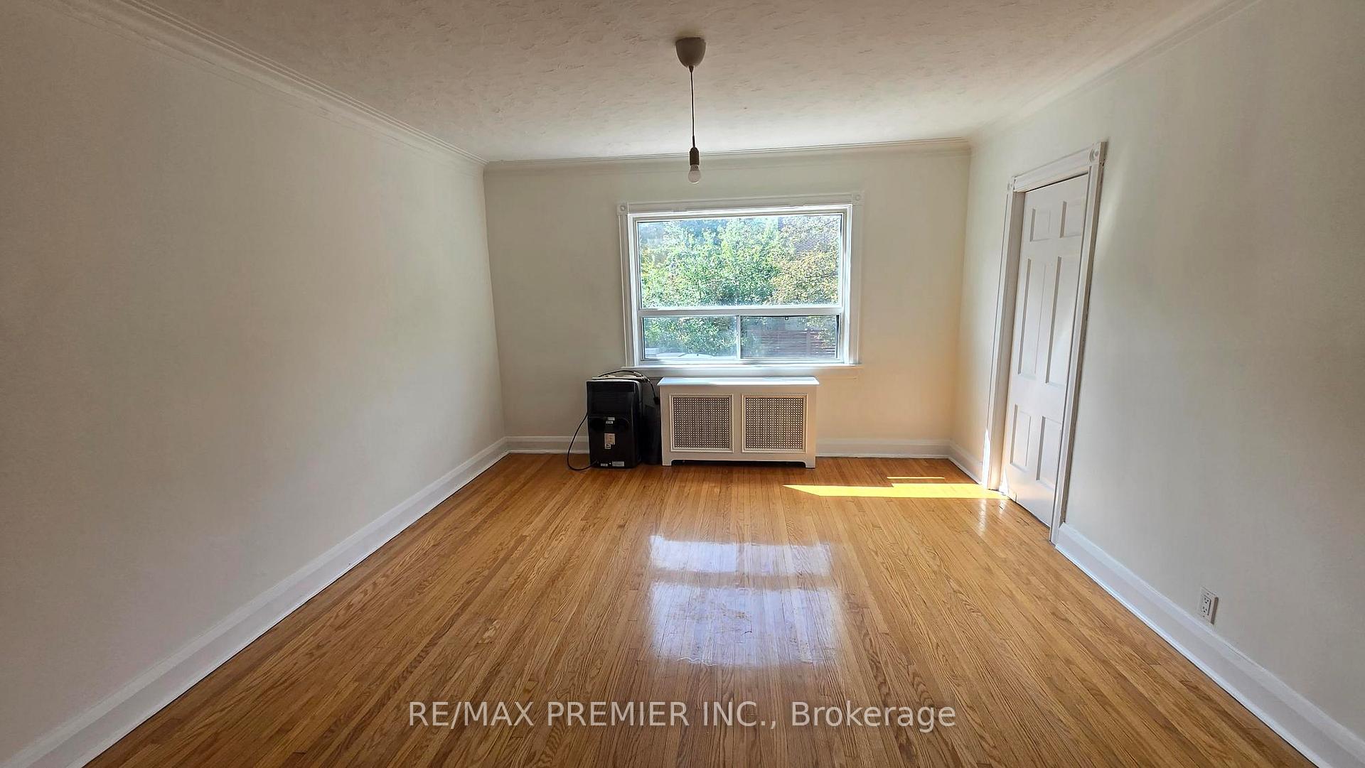Photo 4 of 1342 Avenue Road, Toronto, Lawrence Park South — HOMEH