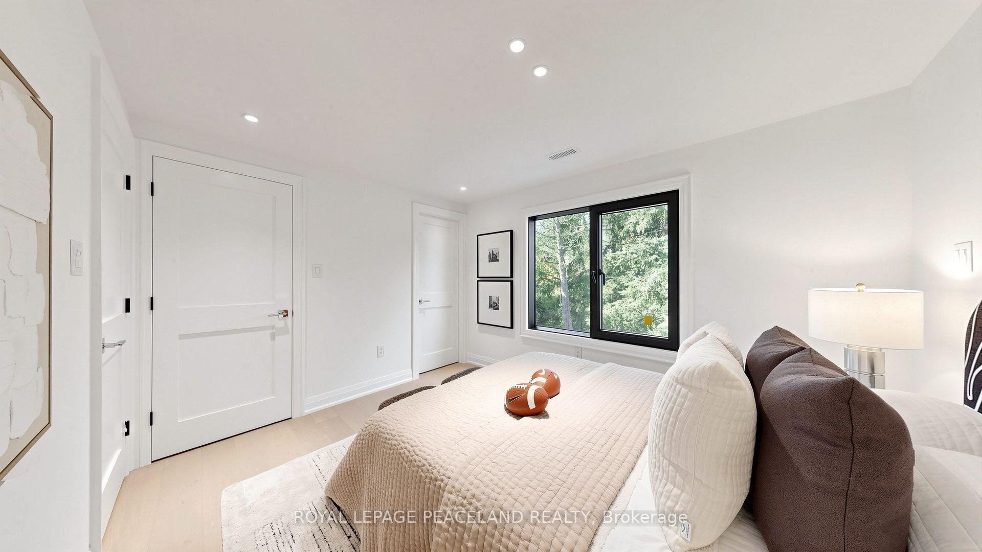 Photo 32 of 292 Still's Lane, Oakville, Ford — HOMEH