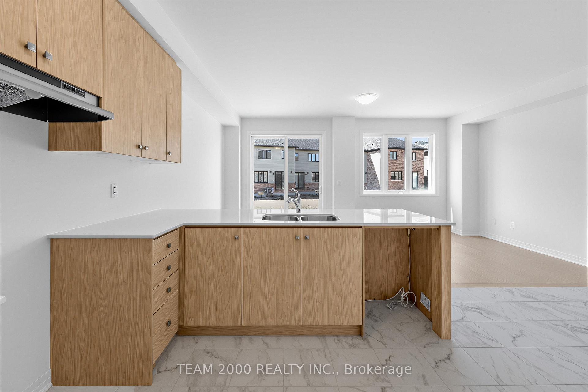 Photo 10 of 887 Douro Street S, Stratford — HOMEH