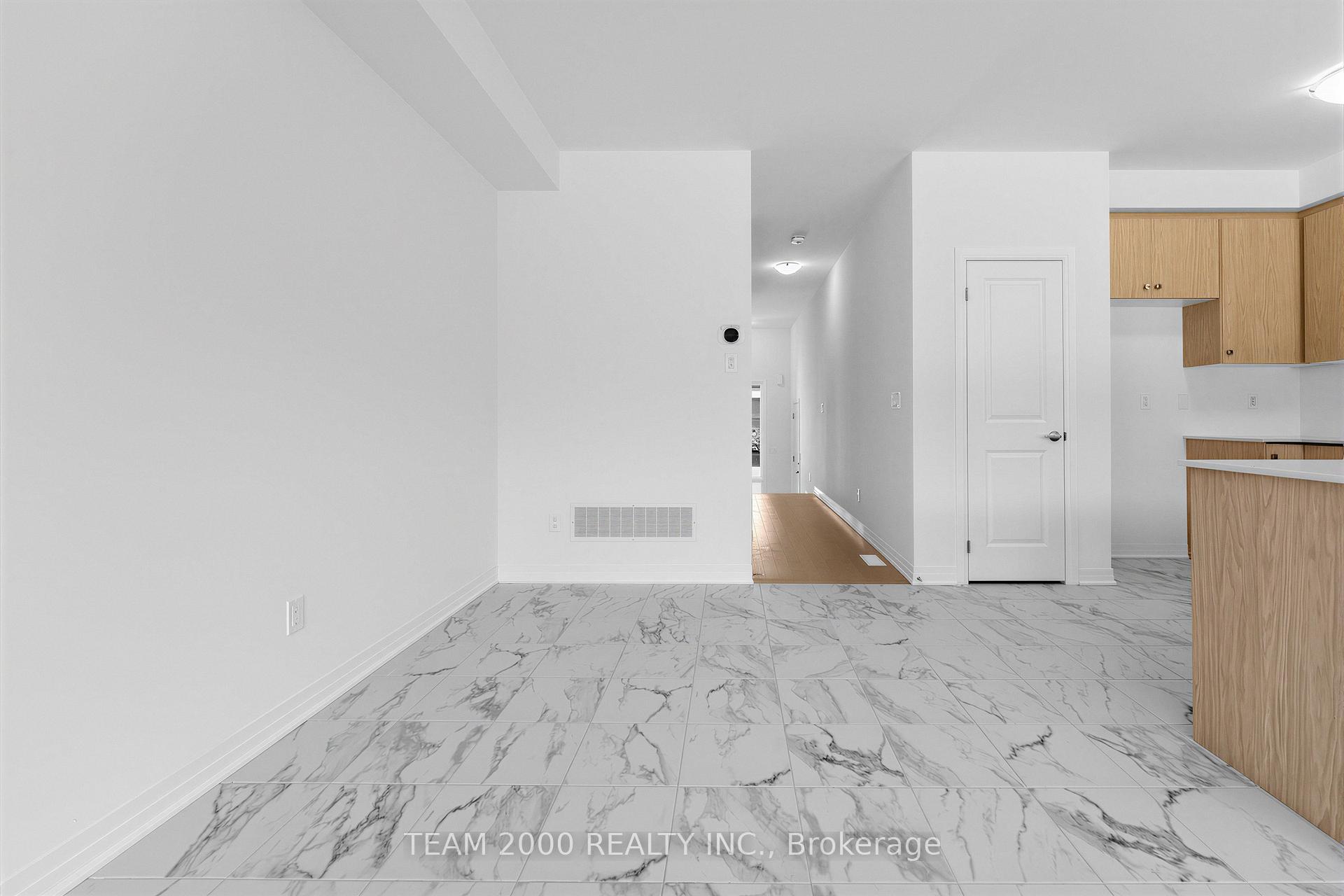 Photo 17 of 887 Douro Street S, Stratford — HOMEH