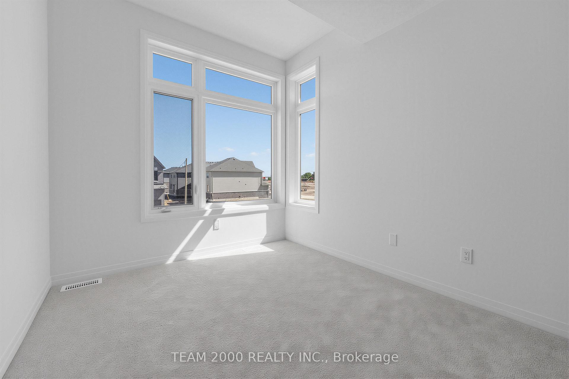 Photo 28 of 887 Douro Street S, Stratford — HOMEH