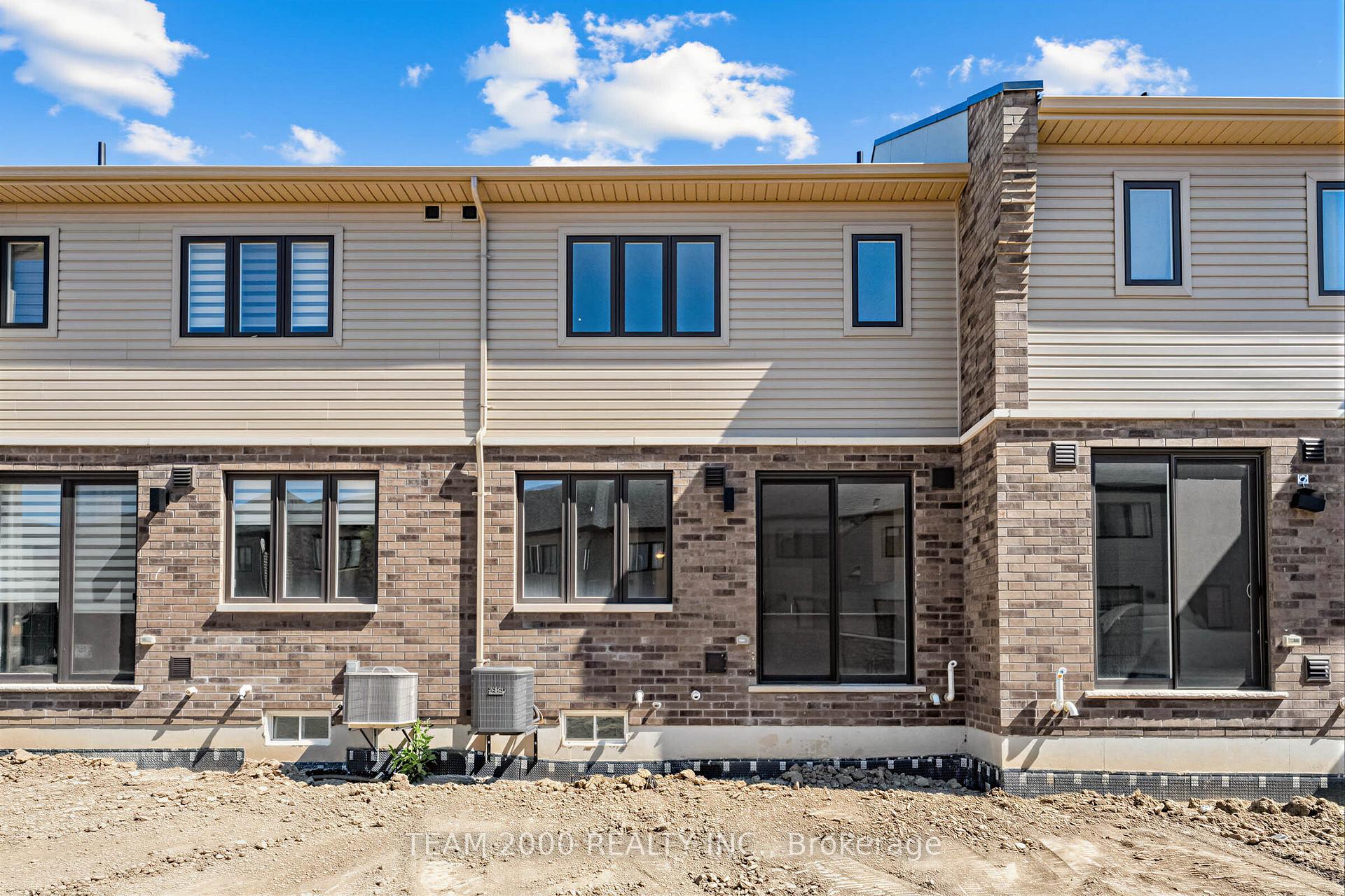 Photo 34 of 887 Douro Street S, Stratford — HOMEH