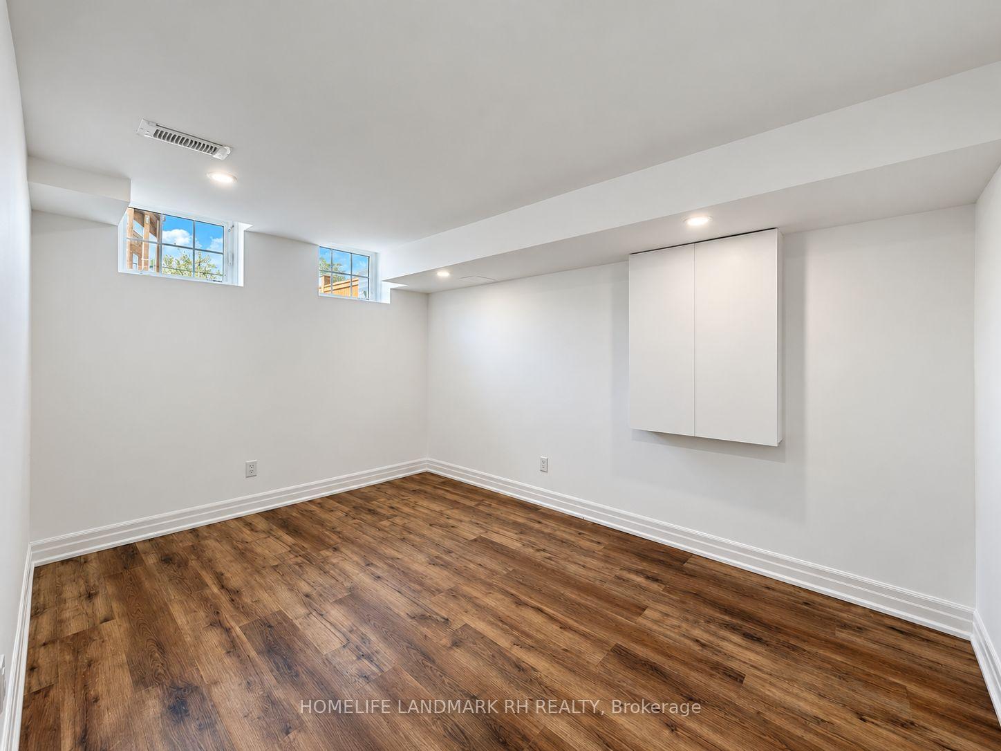 Photo 7 of Unit BASEMENT, 6 Liam Lane, Markham, Cedarwood — HOMEH