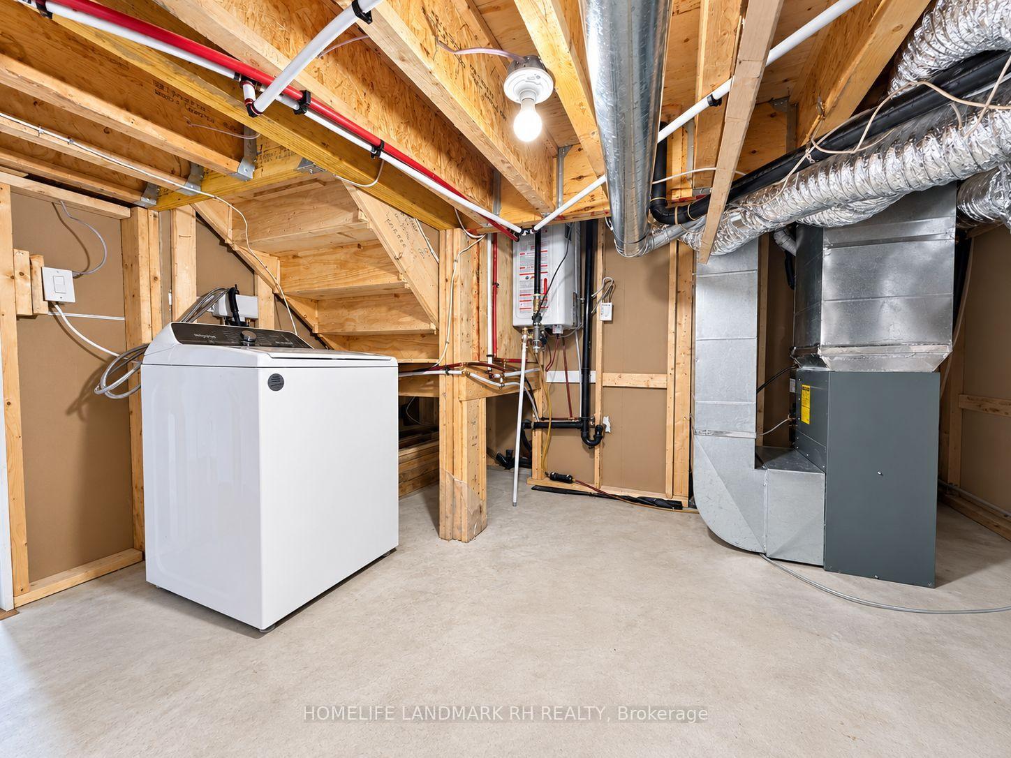Photo 10 of Unit BASEMENT, 6 Liam Lane, Markham, Cedarwood — HOMEH