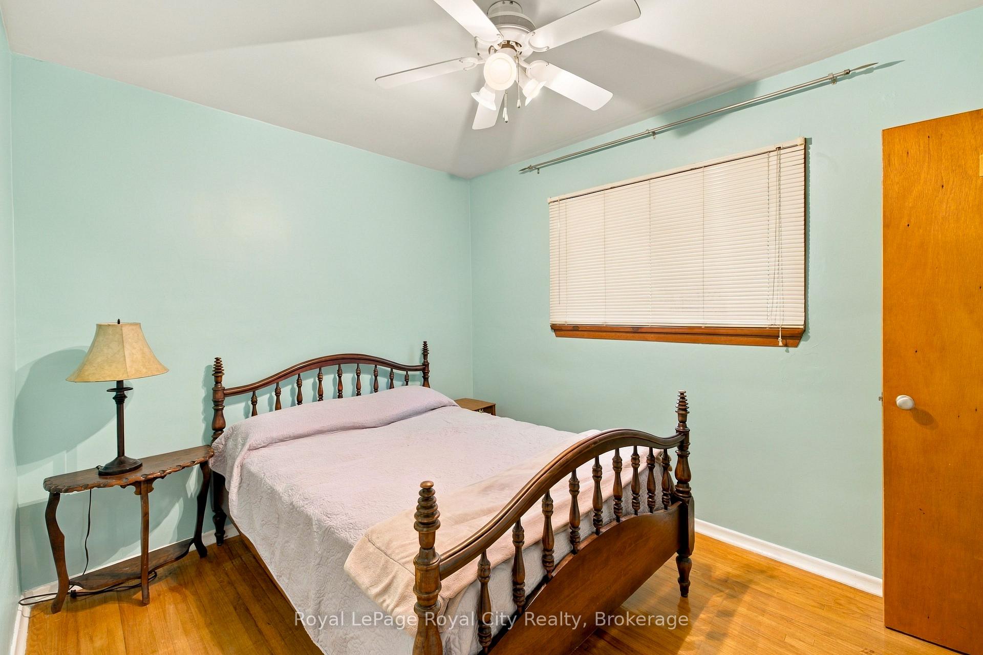 Photo 17 of 166 Victoria Road N, Guelph, St. George's — HOMEH