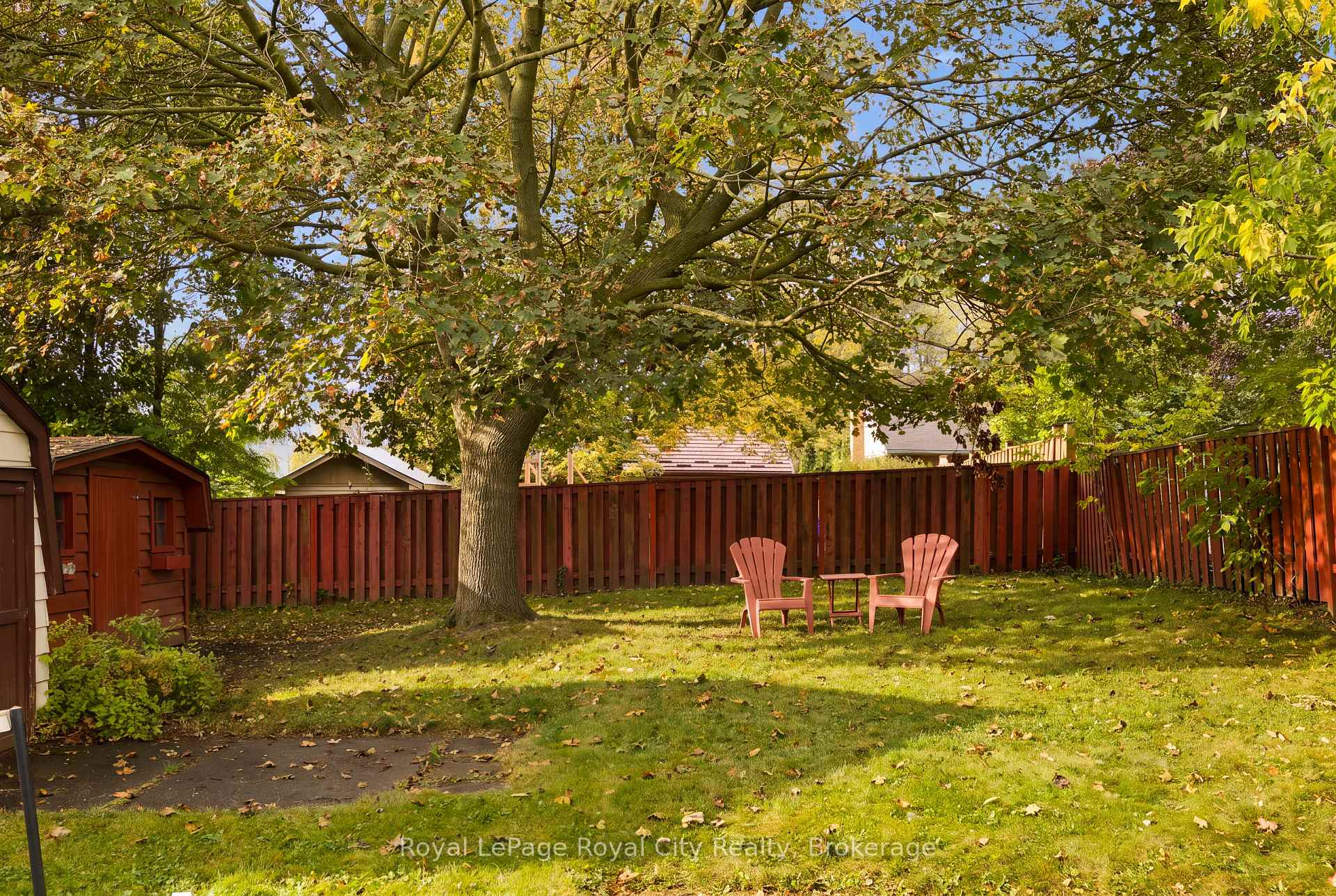 Photo 25 of 166 Victoria Road N, Guelph, St. George's — HOMEH