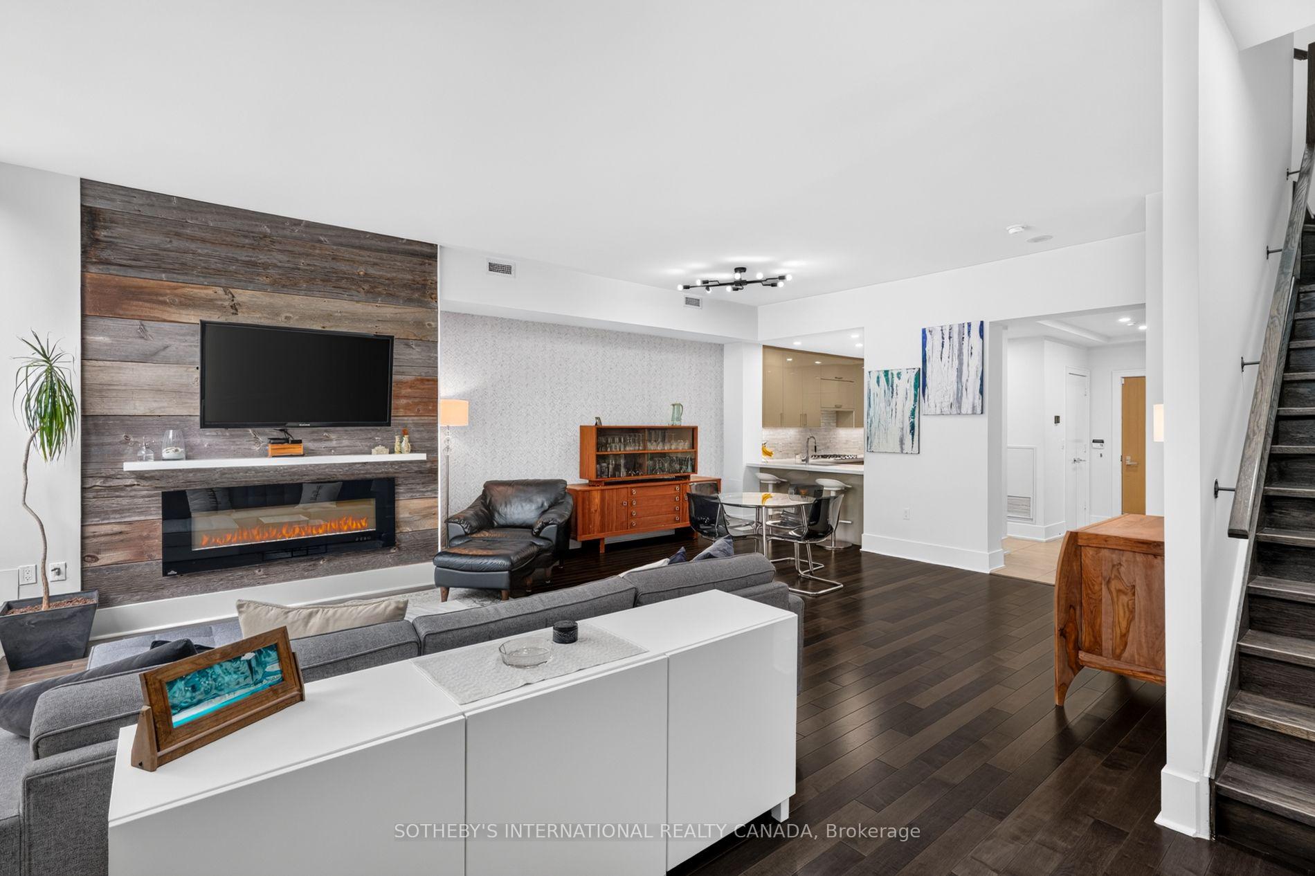 Photo 9 of Unit TH 114, 29 Queens Quay, Toronto, Waterfront Communities — HOMEH