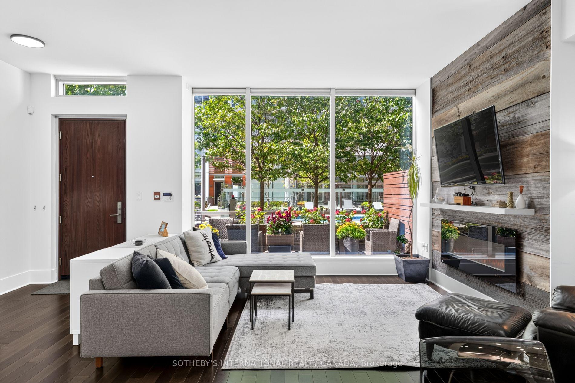Photo 10 of Unit TH 114, 29 Queens Quay, Toronto, Waterfront Communities — HOMEH
