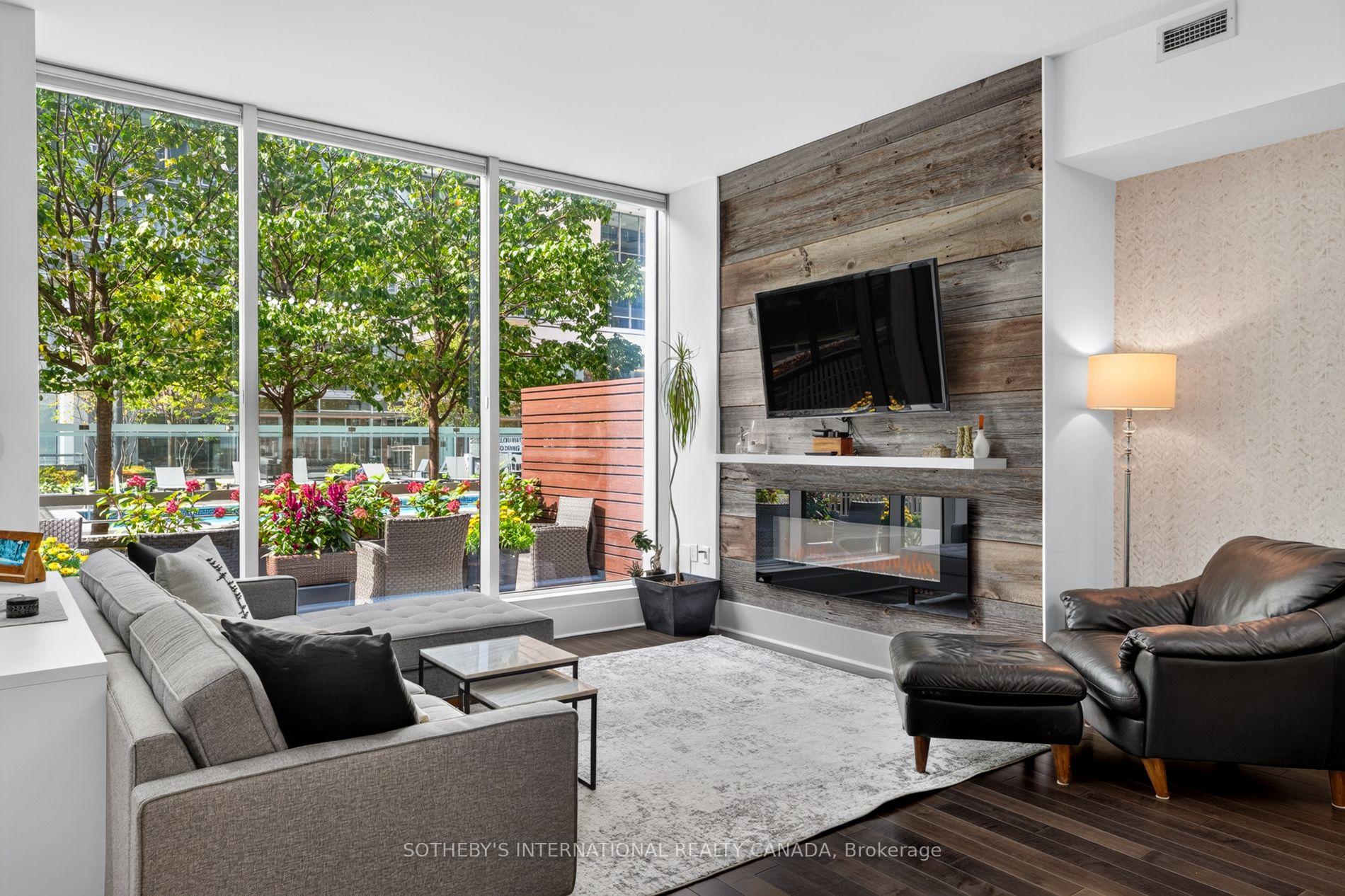 Photo 11 of Unit TH 114, 29 Queens Quay, Toronto, Waterfront Communities — HOMEH