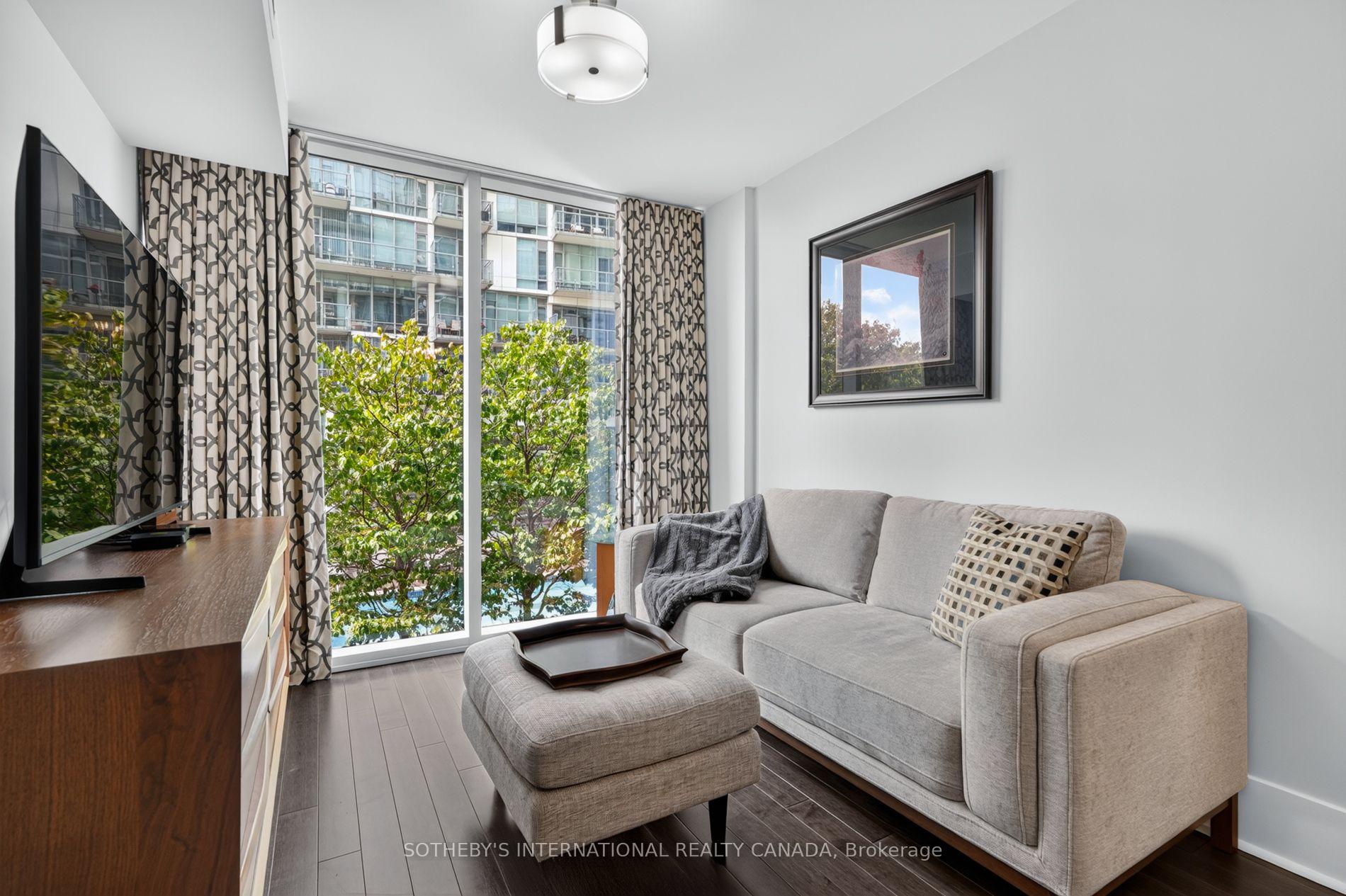 Photo 25 of Unit TH 114, 29 Queens Quay, Toronto, Waterfront Communities — HOMEH