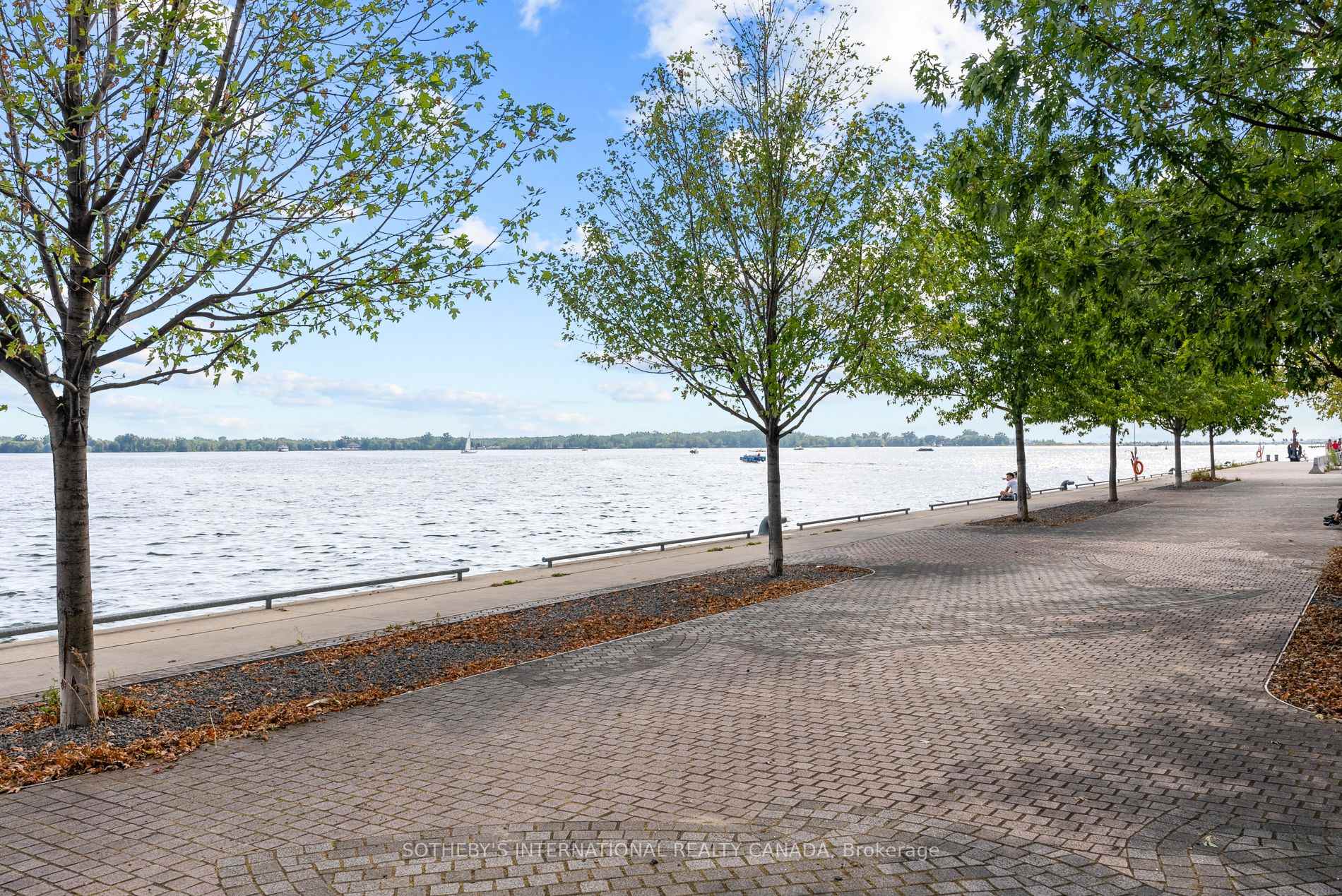 Photo 35 of Unit TH 114, 29 Queens Quay, Toronto, Waterfront Communities — HOMEH
