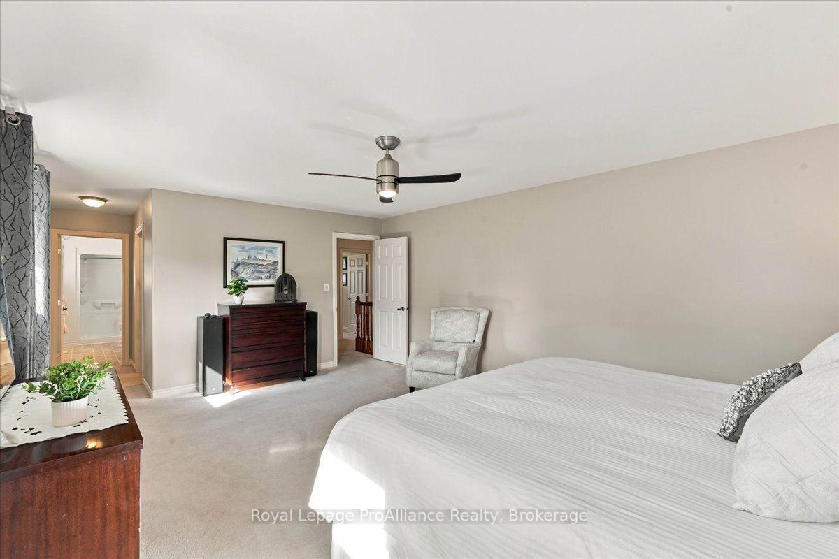 Photo 22 of 24 Bristol Place, Belleville, Belleville Ward — HOMEH