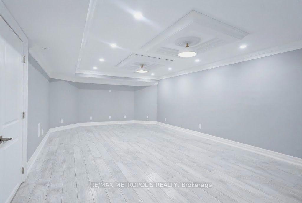 Photo 5 of Unit BSMT, 121 Livingstone Street E, Barrie, East Bayfield — HOMEH
