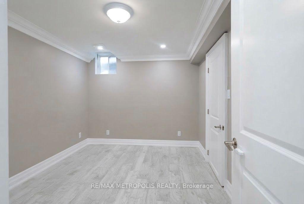 Photo 9 of Unit BSMT, 121 Livingstone Street E, Barrie, East Bayfield — HOMEH