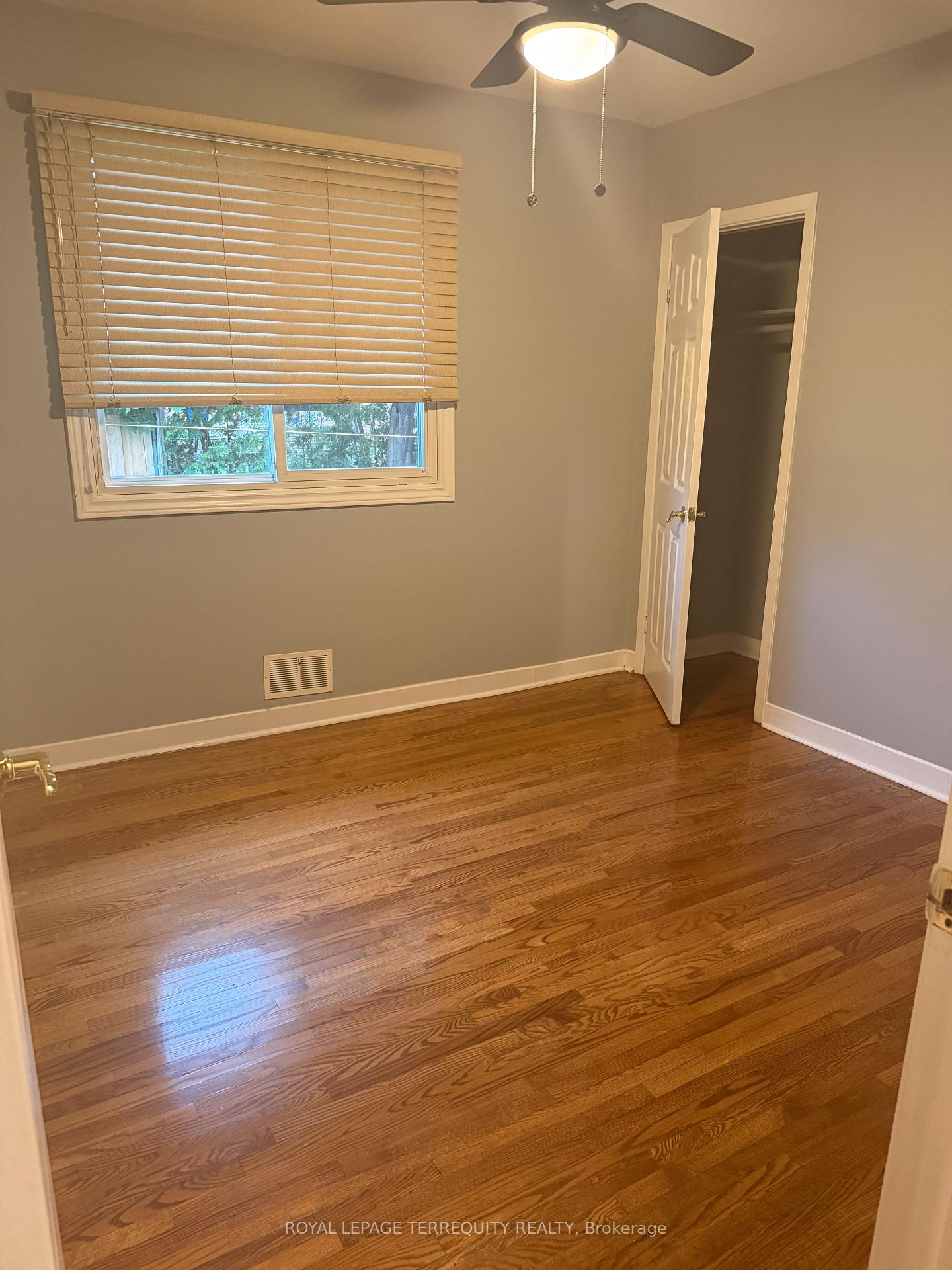 Photo 3 of 444 Osiris Drive, Richmond Hill, Crosby — HOMEH