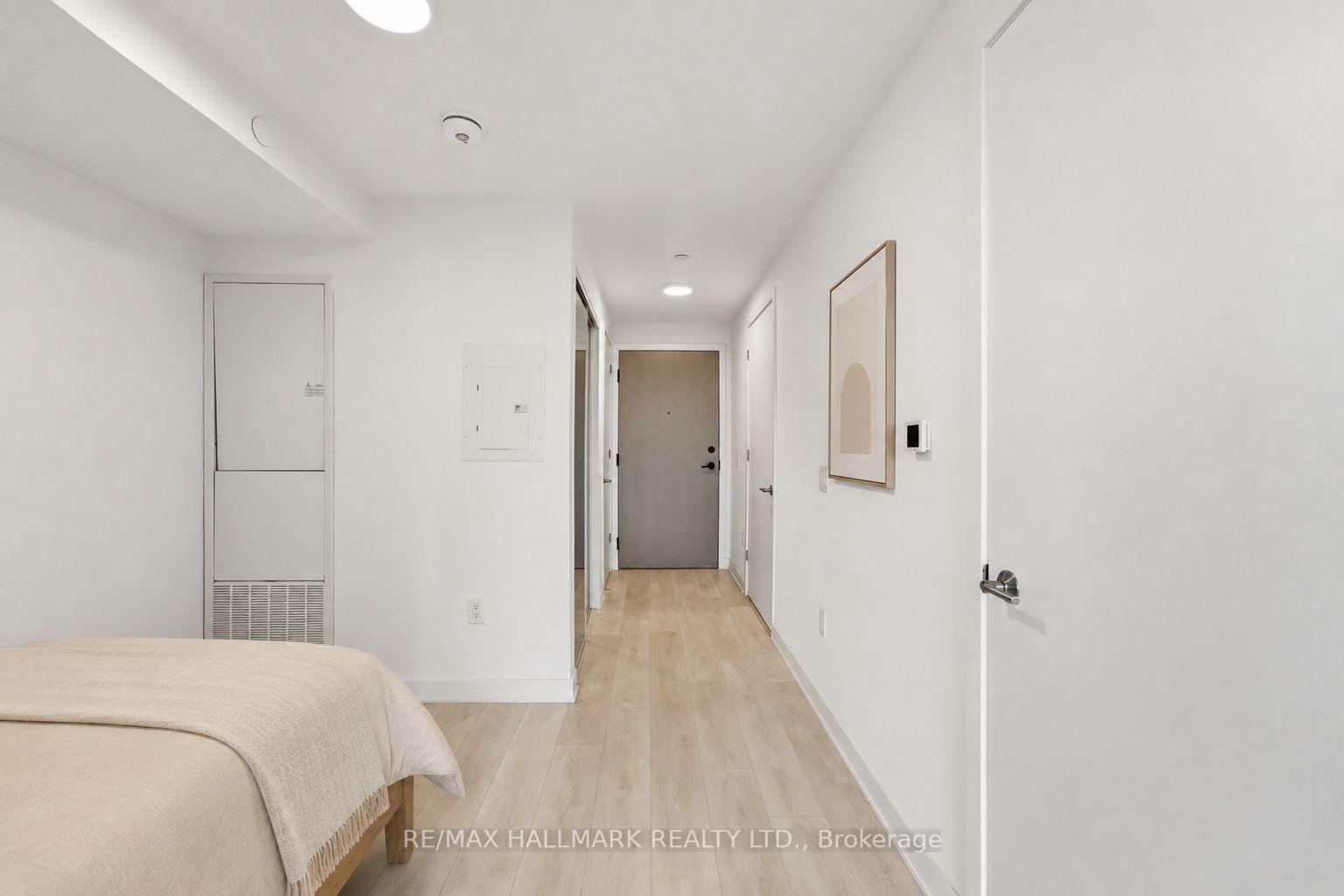 Photo 3 of Unit 1306, 130 River Street, Toronto, Regent Park — HOMEH