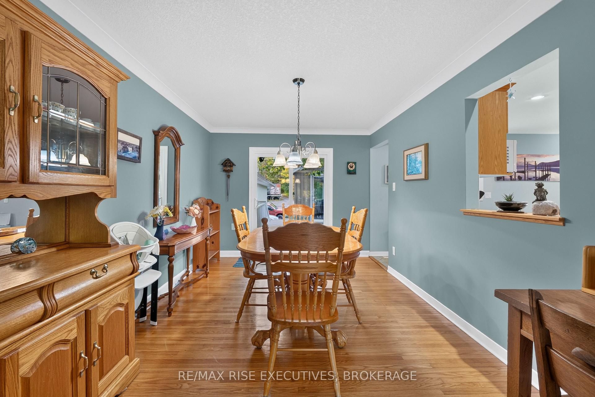 Photo 7 of 2345 Leeman Road, Kingston, City North of 401 — HOMEH