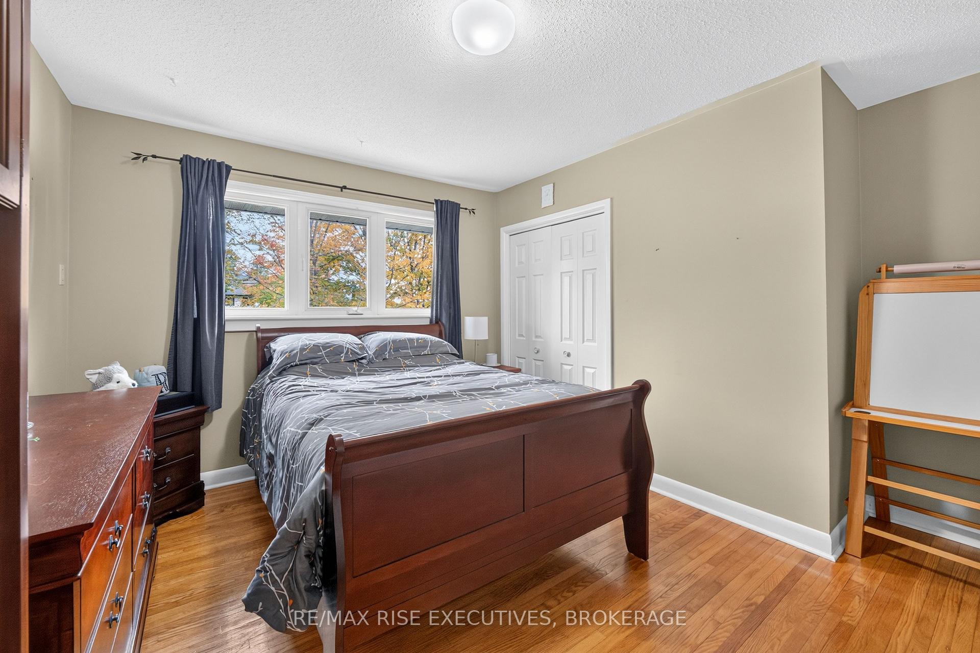 Photo 15 of 2345 Leeman Road, Kingston, City North of 401 — HOMEH