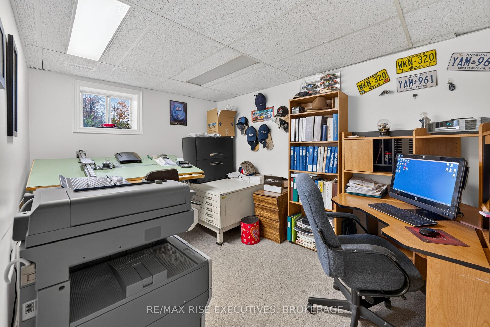 Photo 23 of 2345 Leeman Road, Kingston, City North of 401 — HOMEH