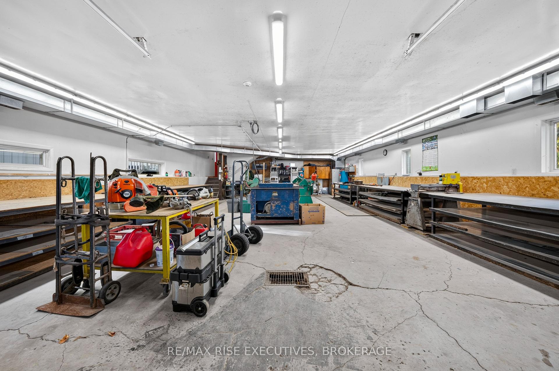 Photo 35 of 2345 Leeman Road, Kingston, City North of 401 — HOMEH