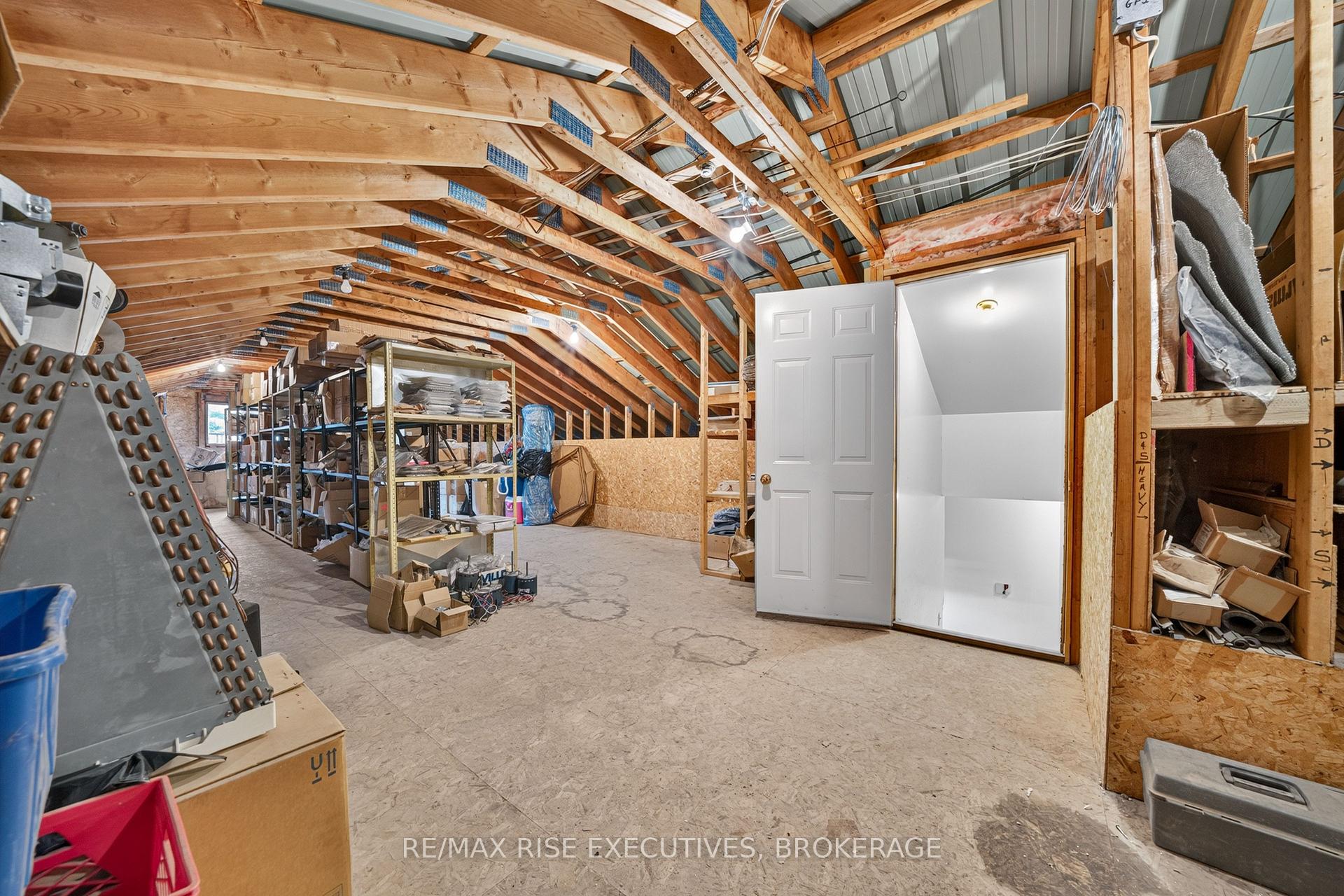 Photo 36 of 2345 Leeman Road, Kingston, City North of 401 — HOMEH