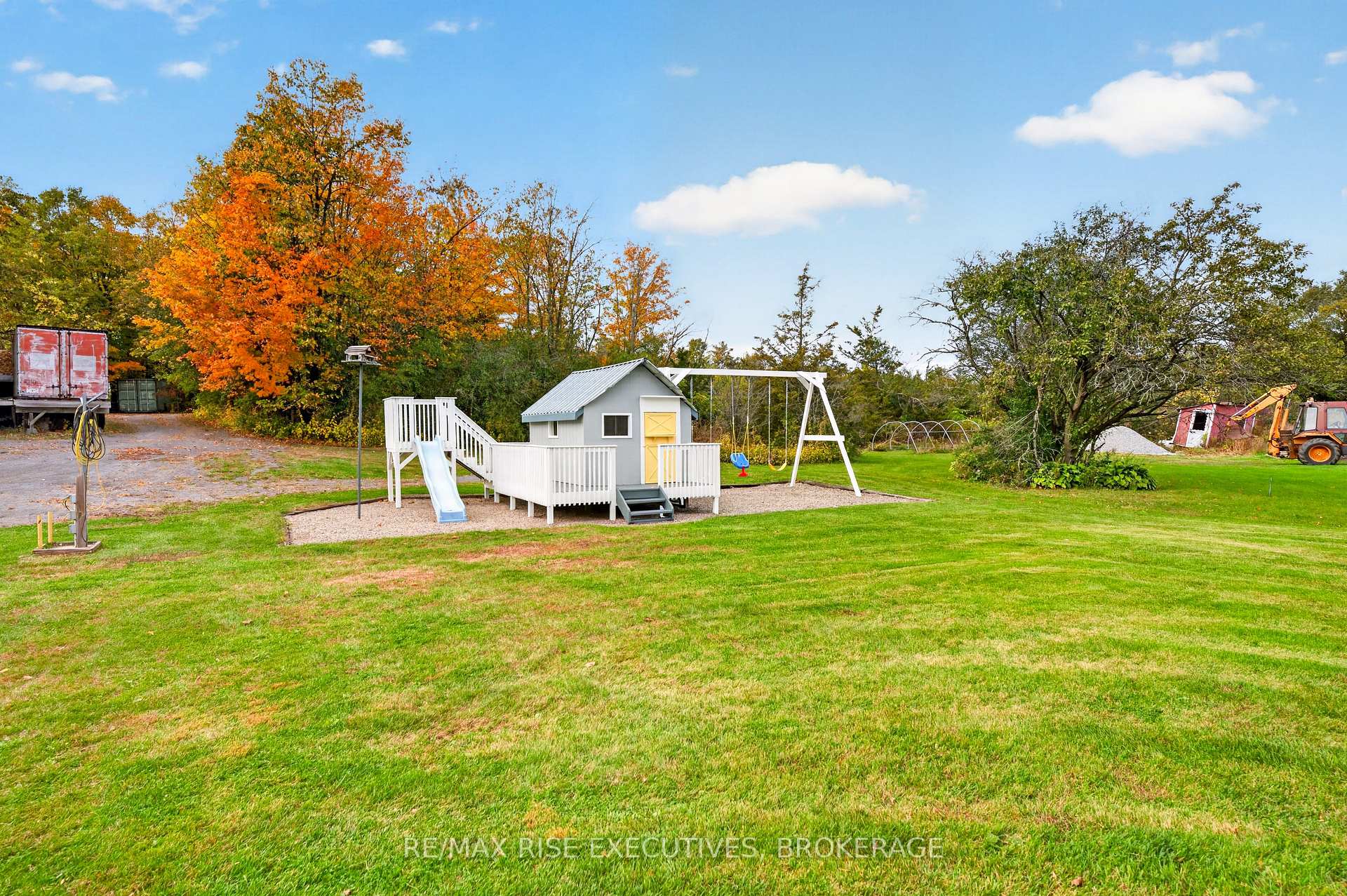Photo 40 of 2345 Leeman Road, Kingston, City North of 401 — HOMEH