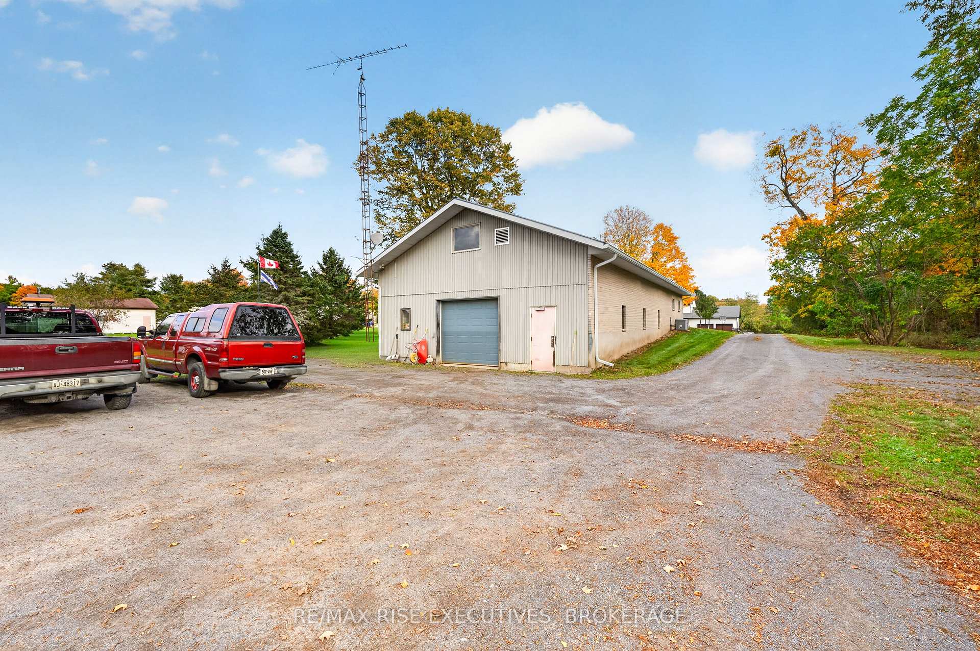 Photo 43 of 2345 Leeman Road, Kingston, City North of 401 — HOMEH