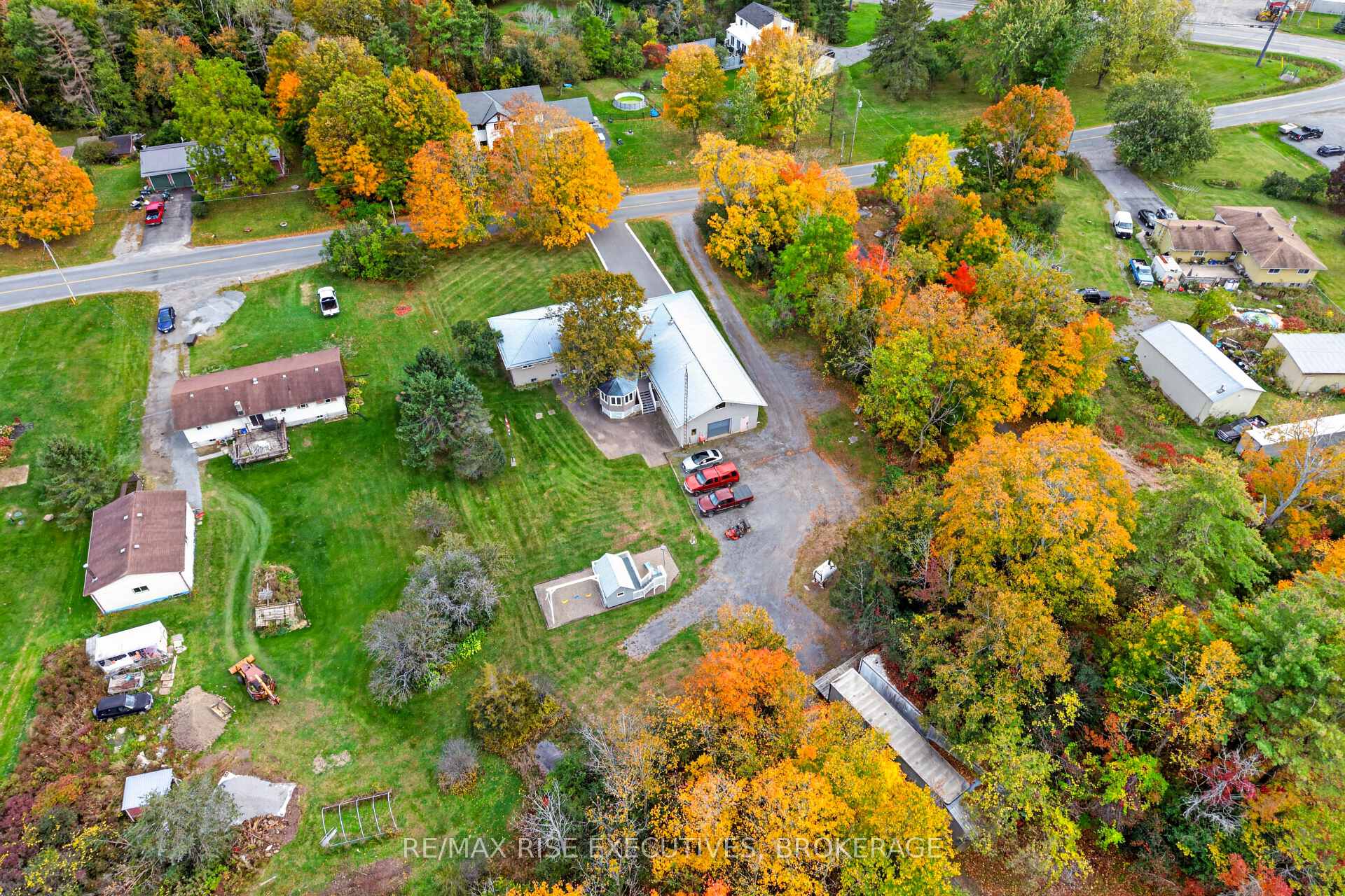 Photo 45 of 2345 Leeman Road, Kingston, City North of 401 — HOMEH