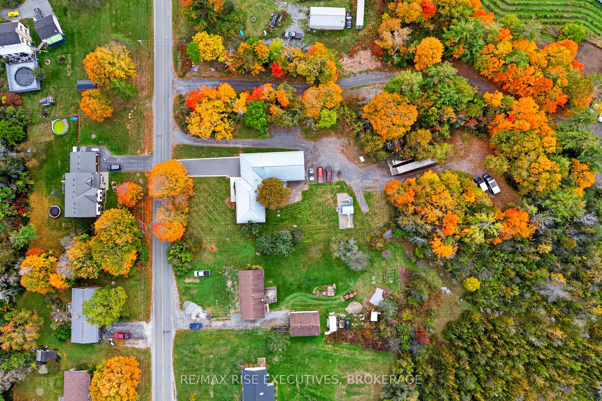 Photo 46 of 2345 Leeman Road, Kingston, City North of 401 — HOMEH