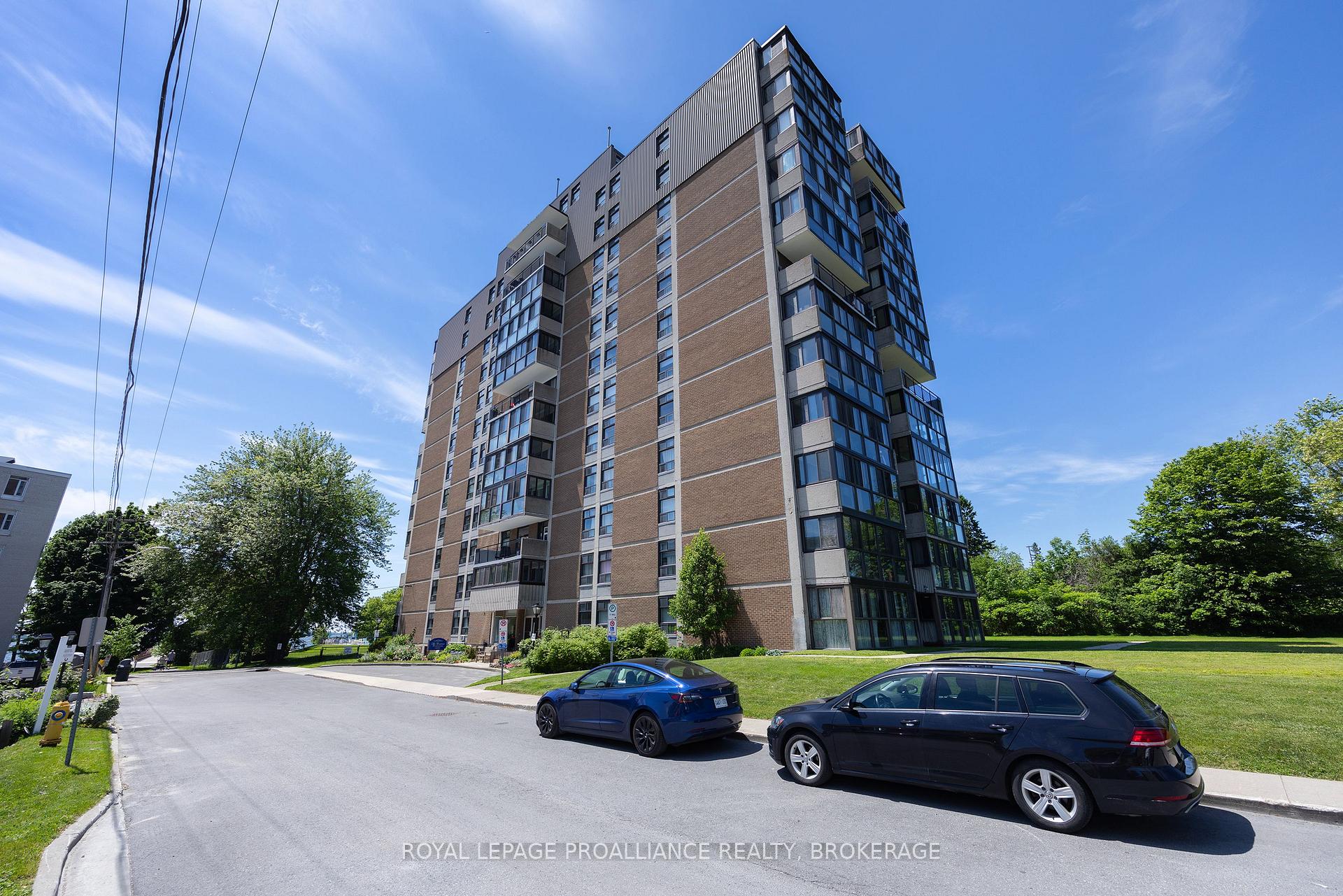 Photo 4 of Unit 806, 2 Mowat Avenue, Kingston, Central City West — HOMEH