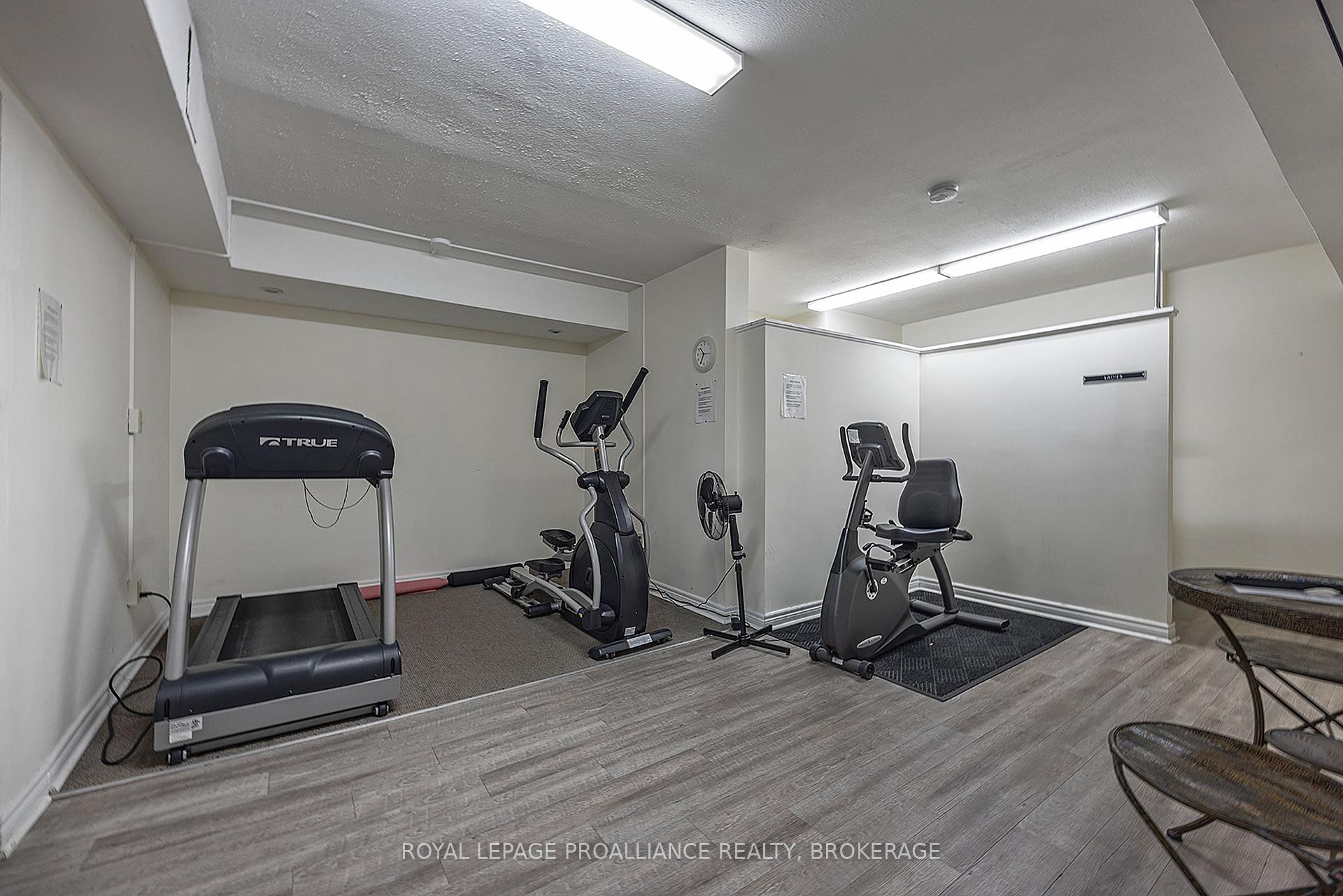 Photo 11 of Unit 806, 2 Mowat Avenue, Kingston, Central City West — HOMEH