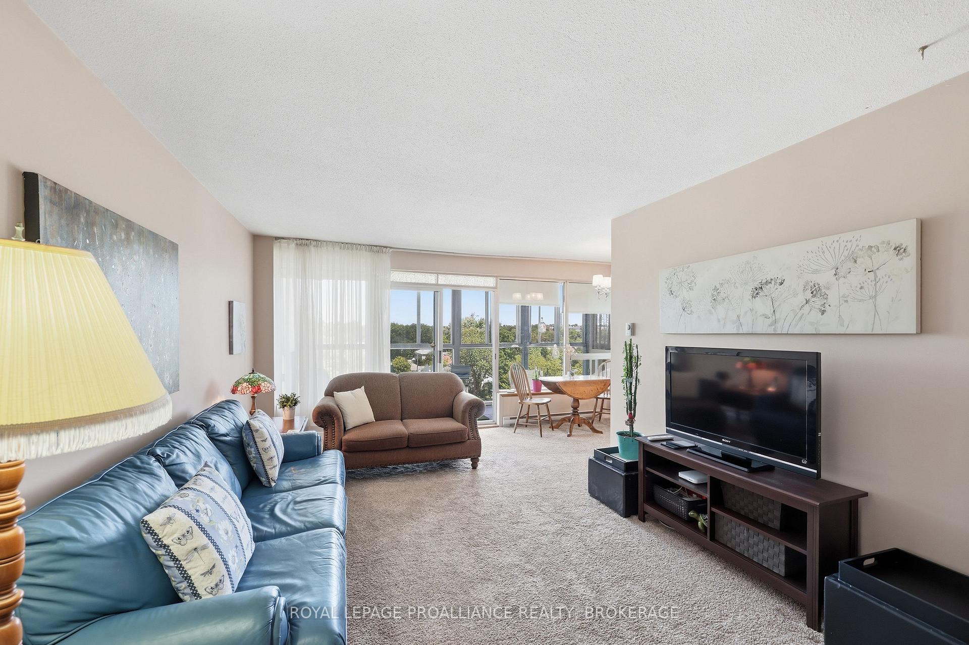 Photo 19 of Unit 806, 2 Mowat Avenue, Kingston, Central City West — HOMEH