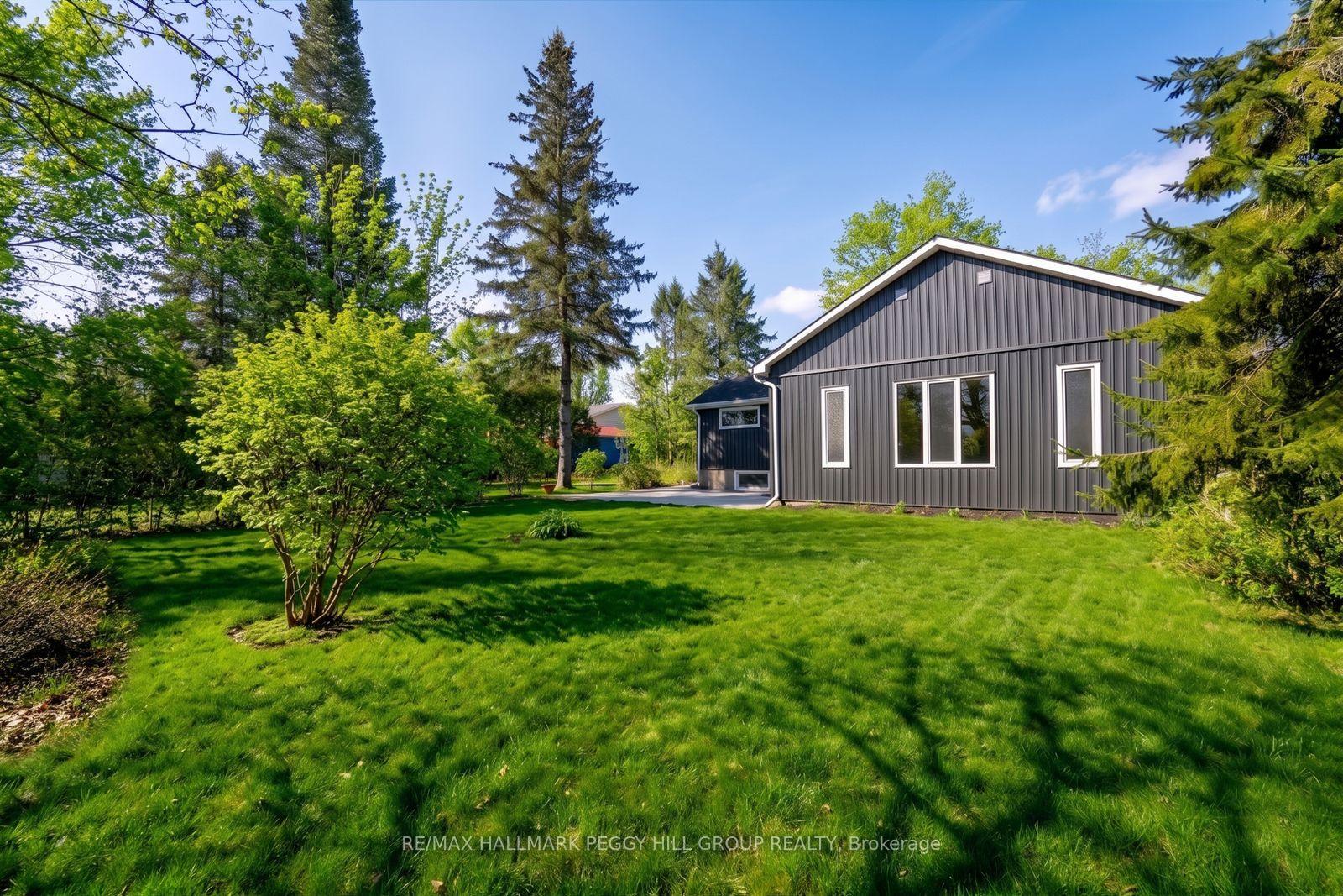 Photo 26 of 386 Peter Street N, Orillia — HOMEH