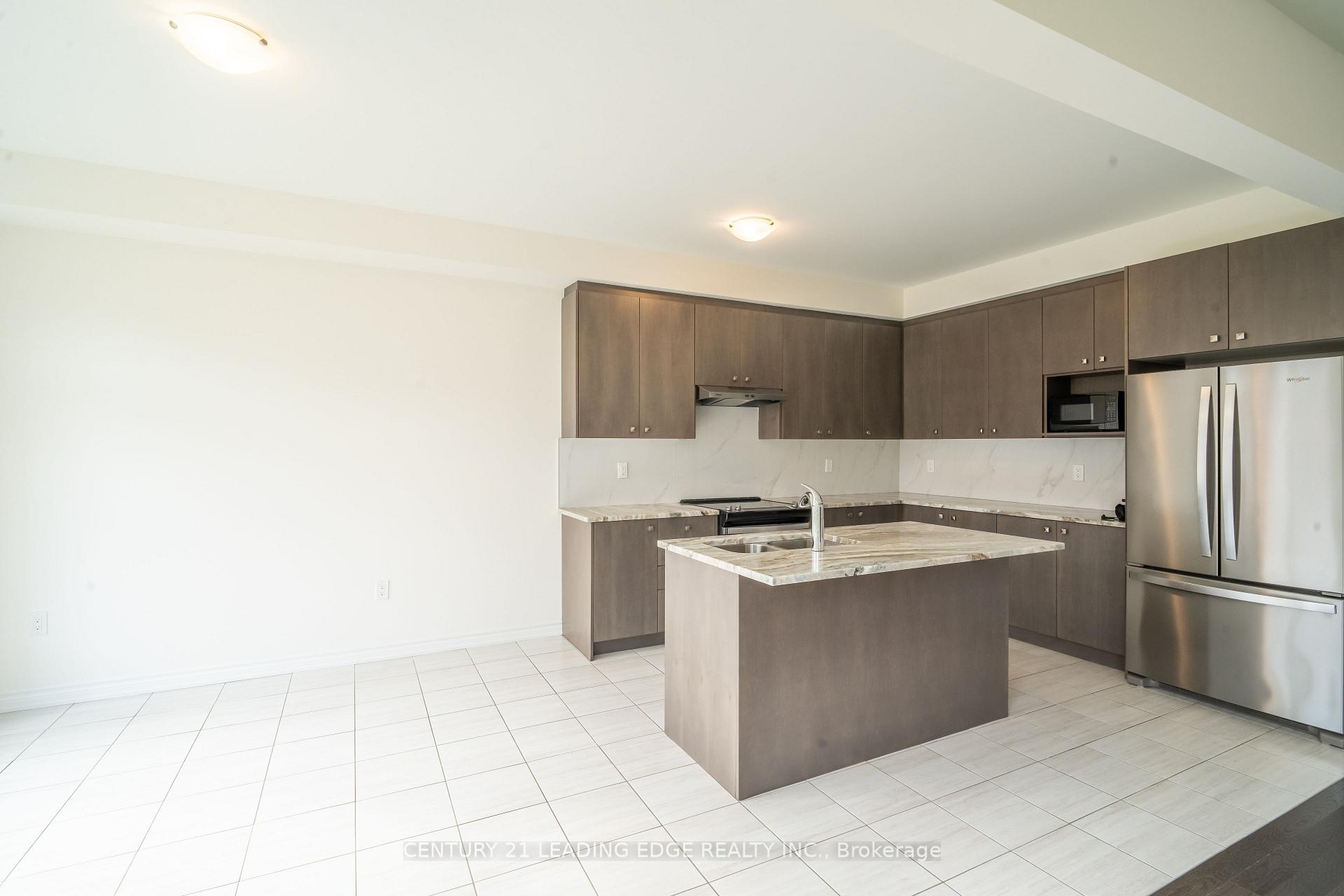 Photo 16 of 103 Kentledge Avenue, East Gwillimbury, Holland Landing — HOMEH
