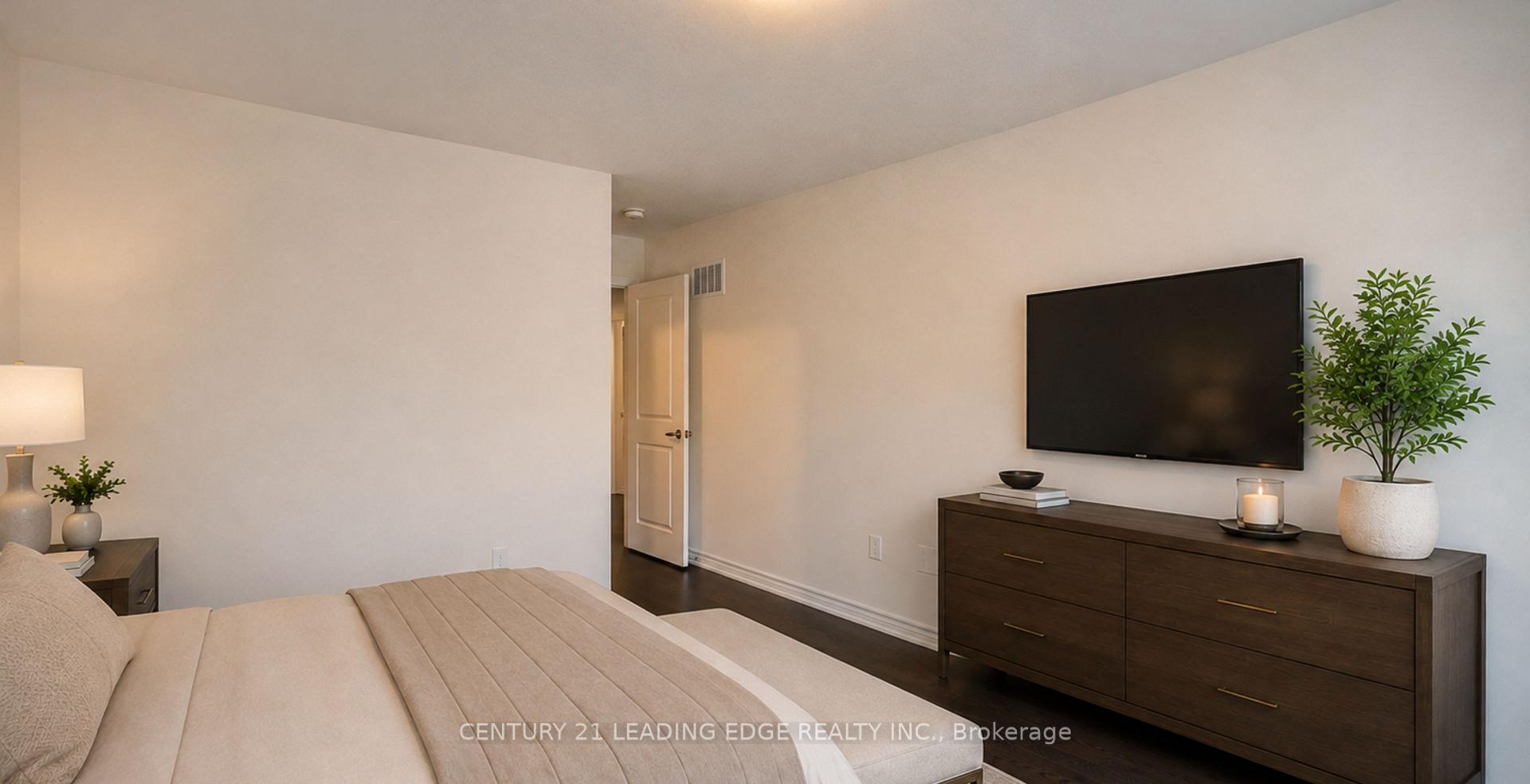 Photo 23 of 103 Kentledge Avenue, East Gwillimbury, Holland Landing — HOMEH
