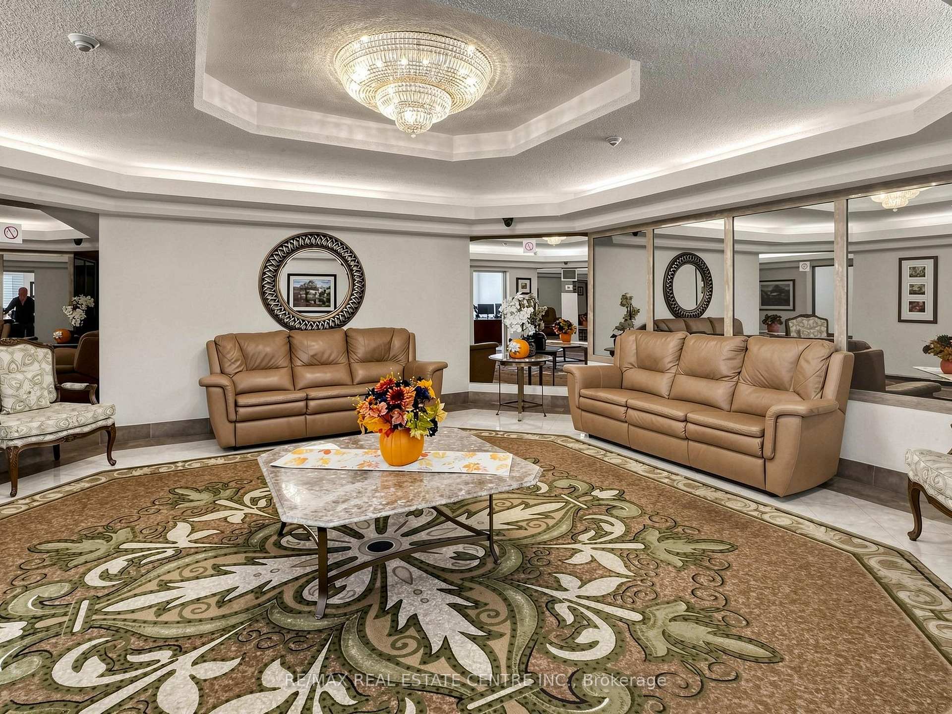Photo 5 of Unit 207, 100 Antibes Drive, North York, Westminster-Branson — HOMEH