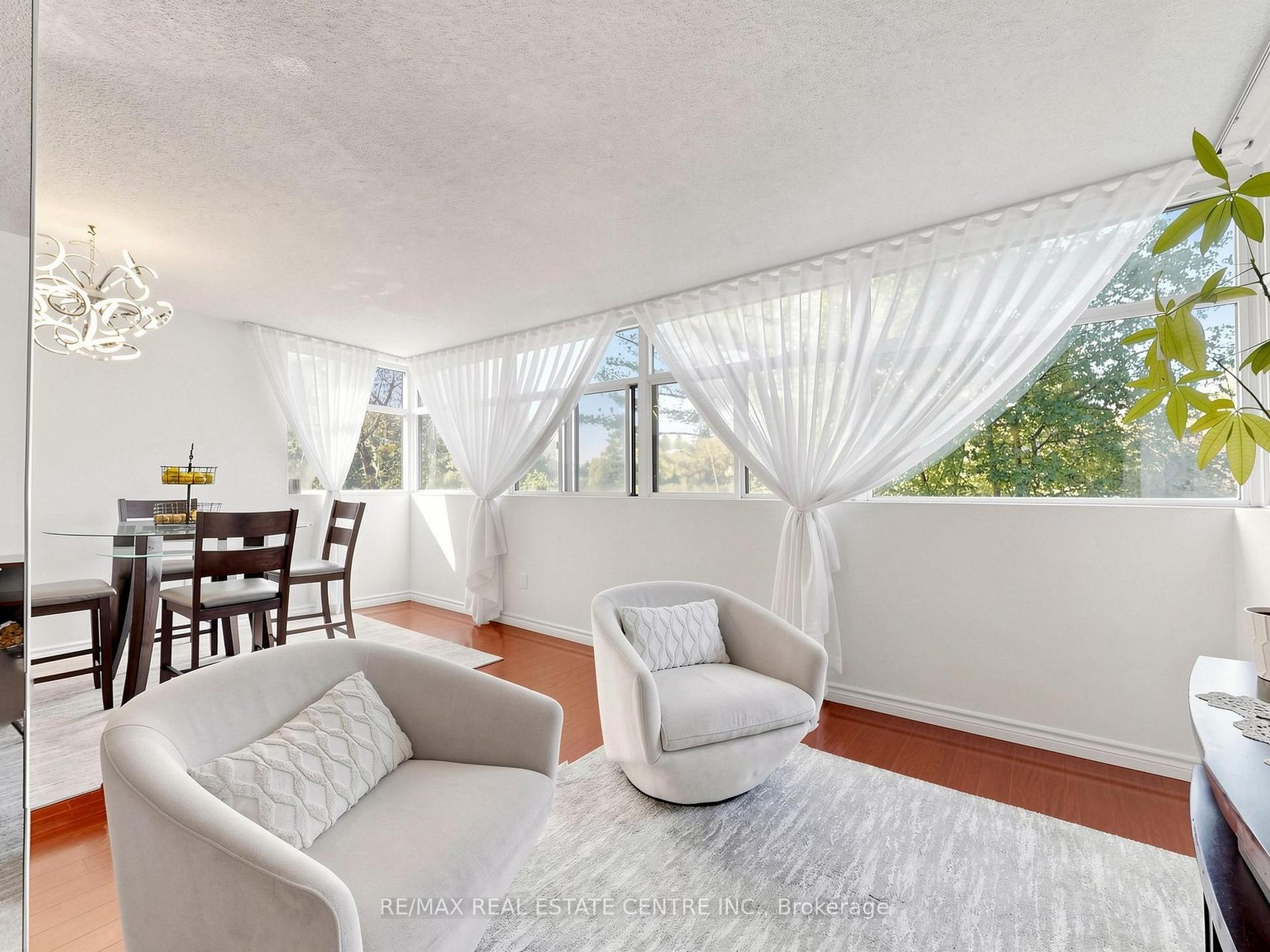 Photo 9 of Unit 207, 100 Antibes Drive, North York, Westminster-Branson — HOMEH